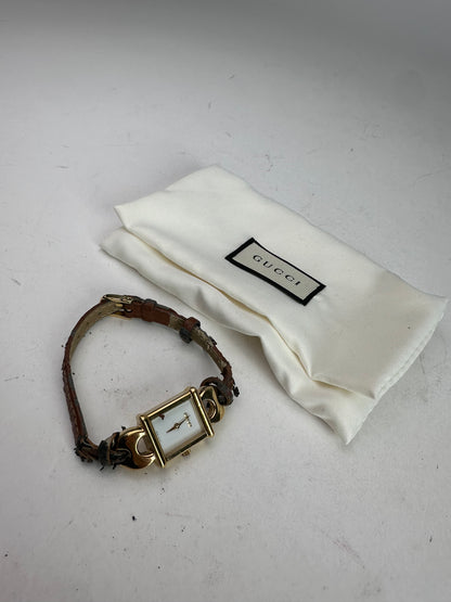 Vintage Gucci 1800 L Watch Gold White