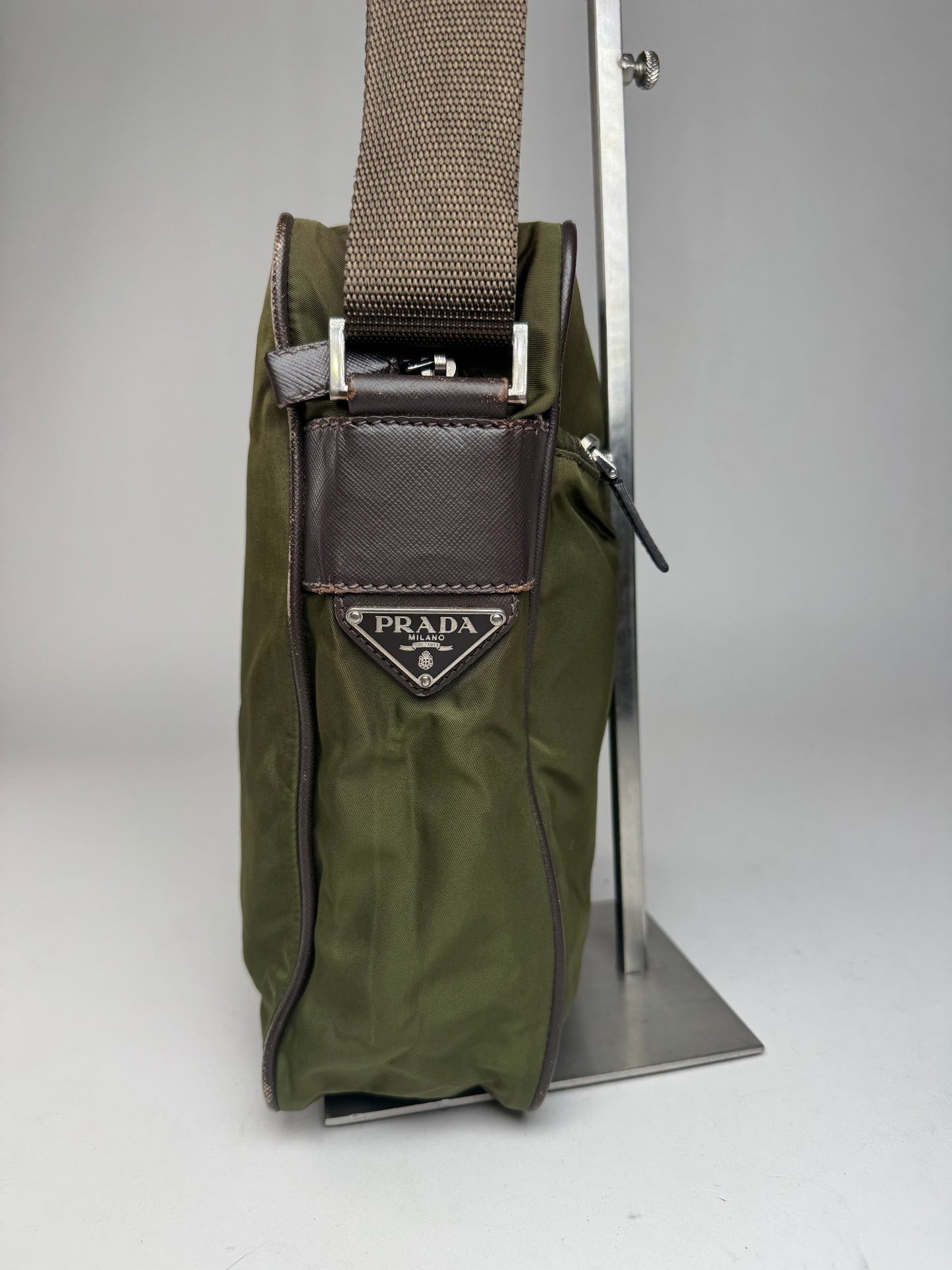 Sac Prada Triangle 2 voies en polyester vintage vert marron