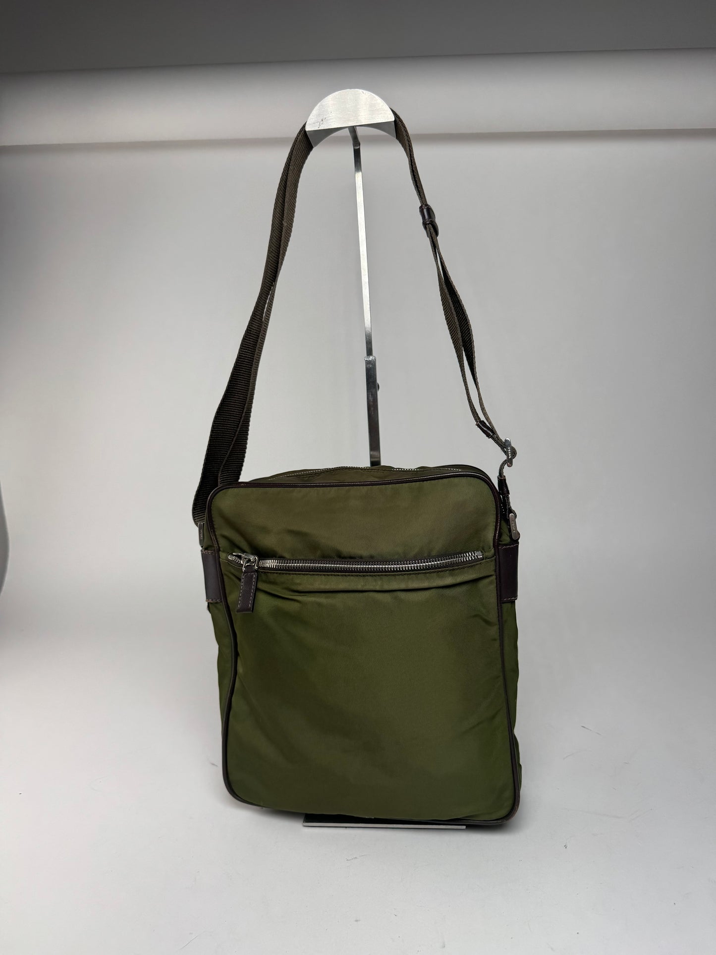 Sac Prada Triangle 2 voies en polyester vintage vert marron