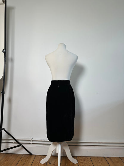 Vintage Dior Velvet Skirt Black c. 2000s M