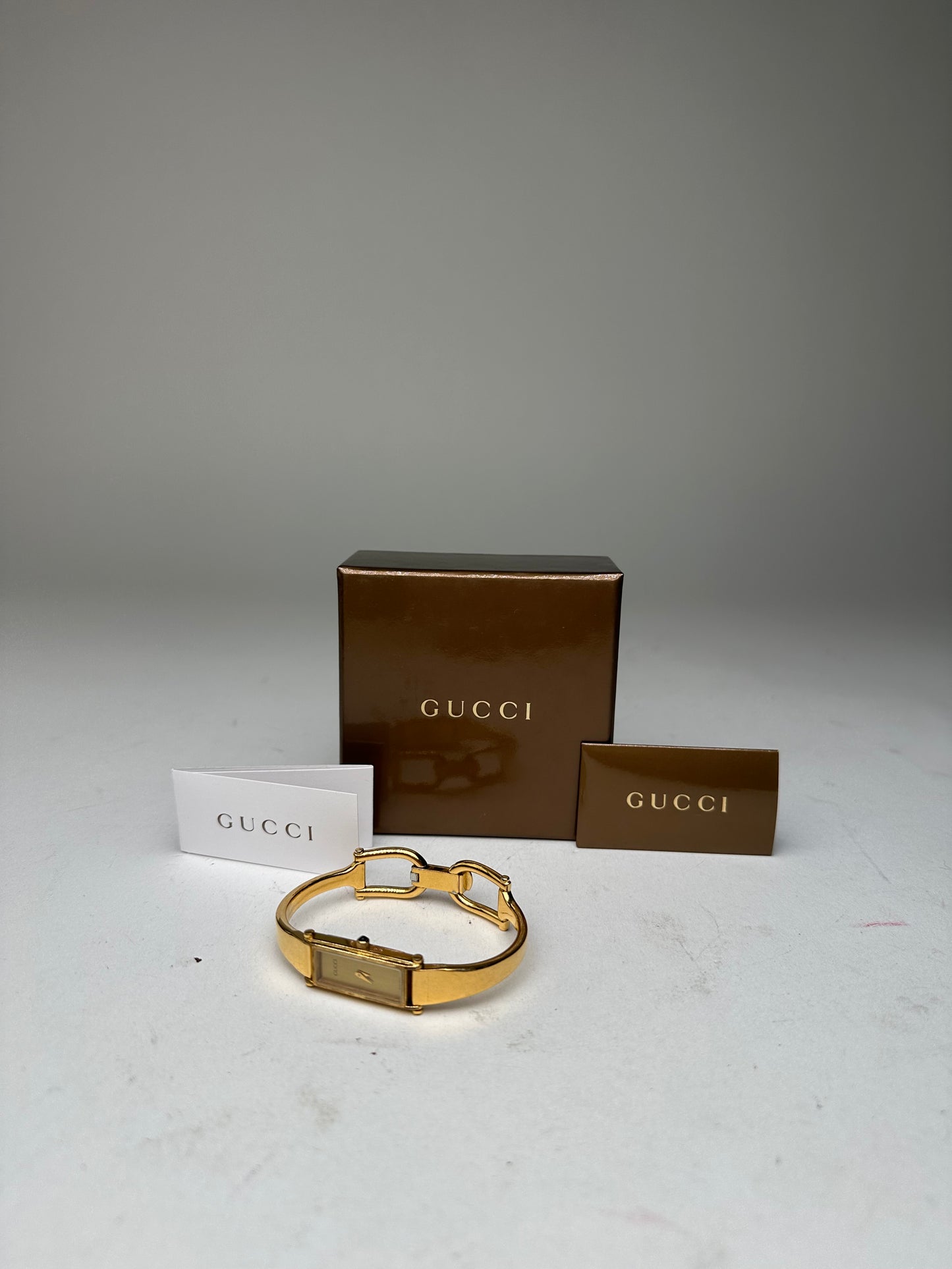 Vintage Gucci 1500L Bangle Watch Gold
