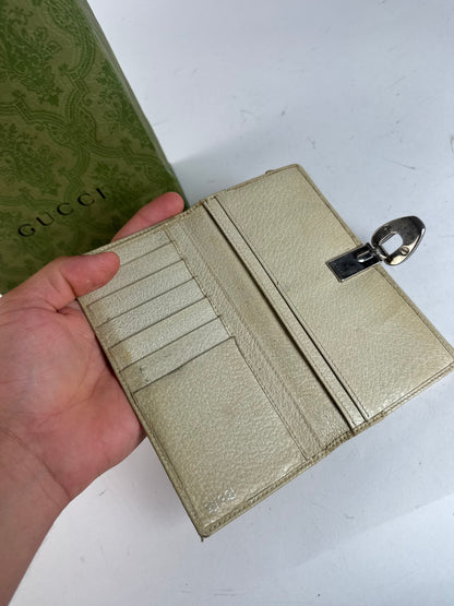 Vintage Gucci leather wallet white