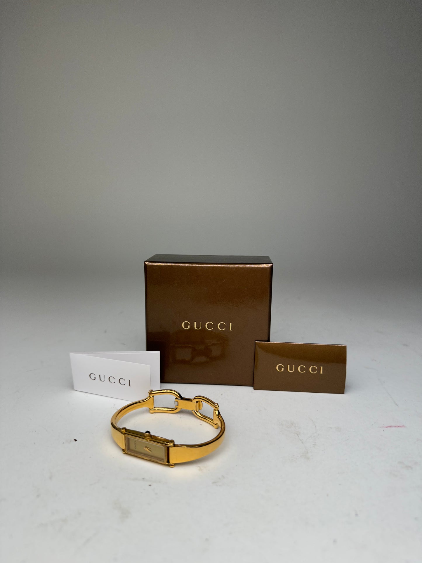 Vintage Gucci 1500L Bangle Watch Gold