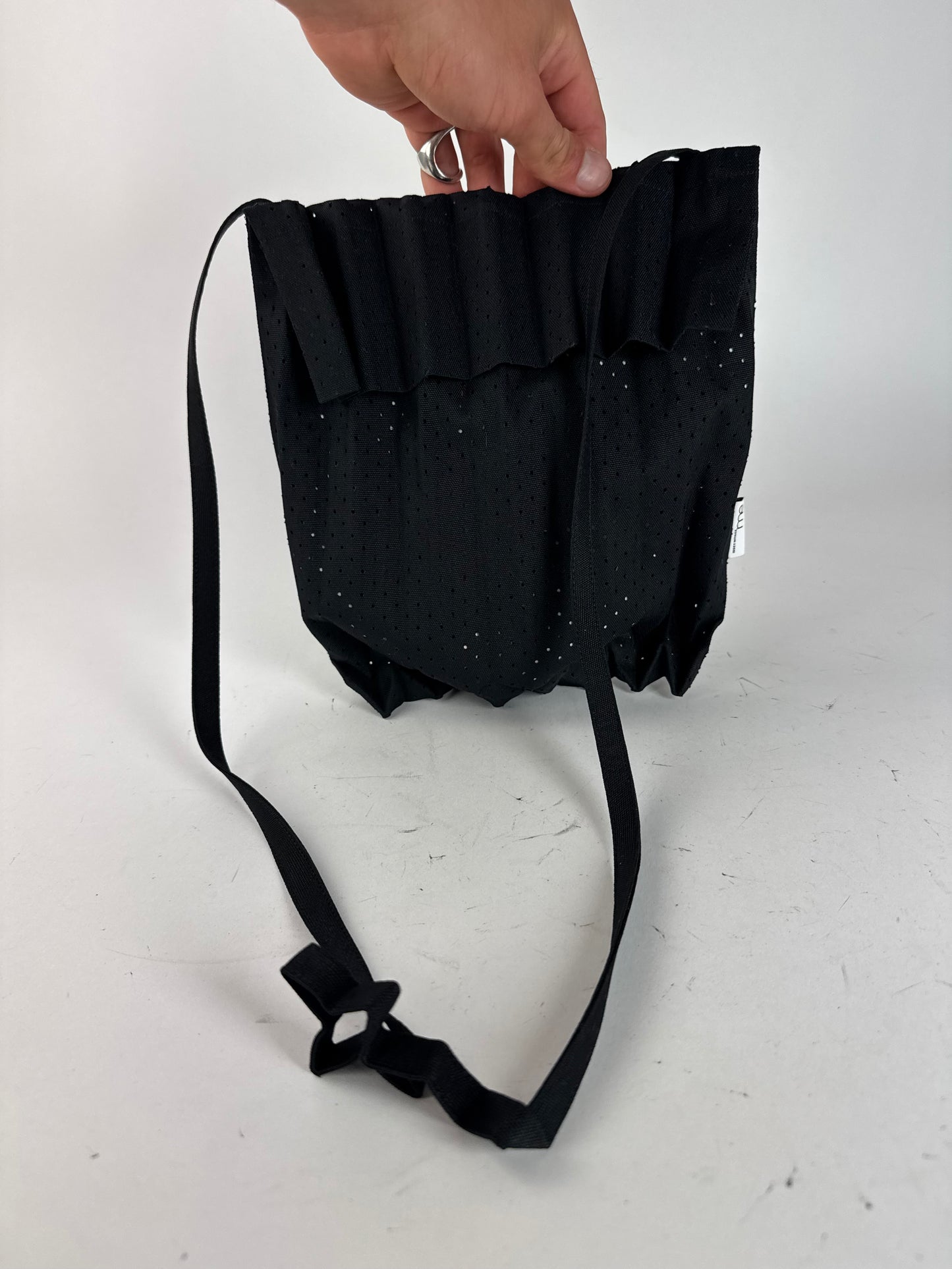 Sac plissé vintage Issey Miyake noir