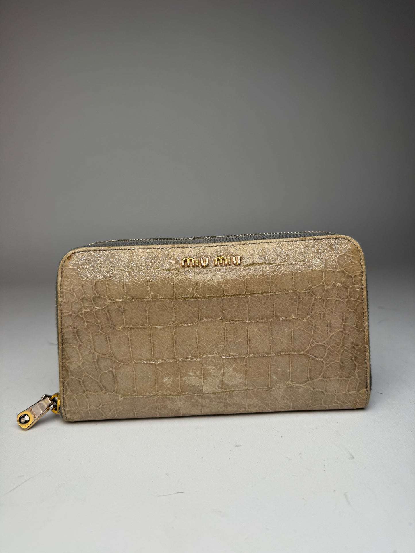 Vintage Miu Miu Leather Wallet white Brown
