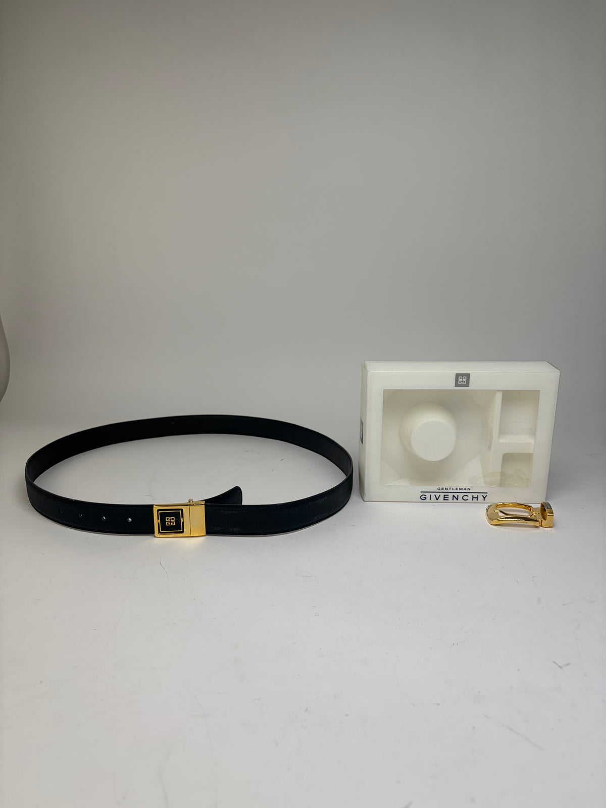 Vintage Givenchy 4G Logo Leather Belt c. Late 1980s Black Gold