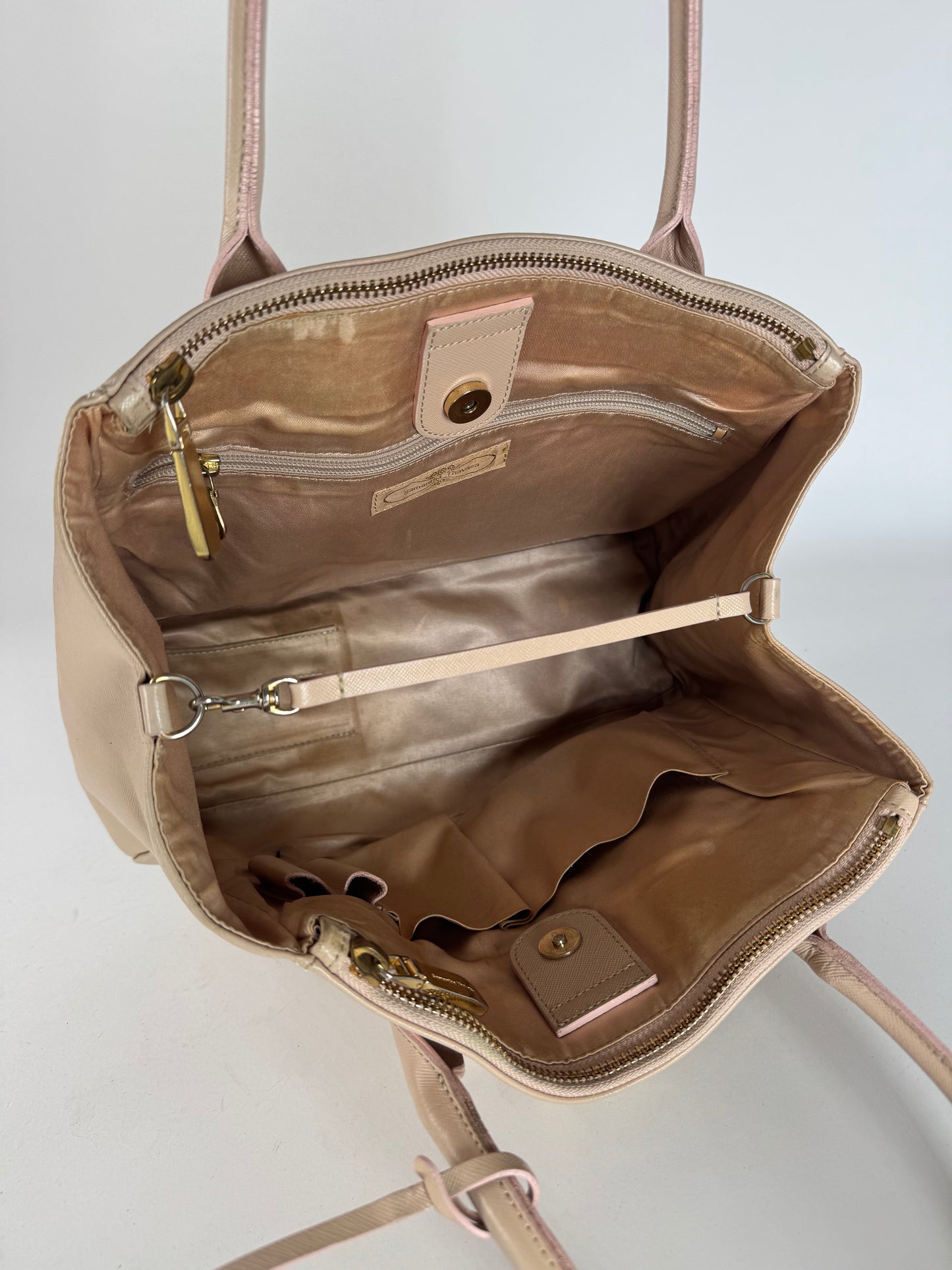 Vintage Samantha Thavas Leather Handbag Pink