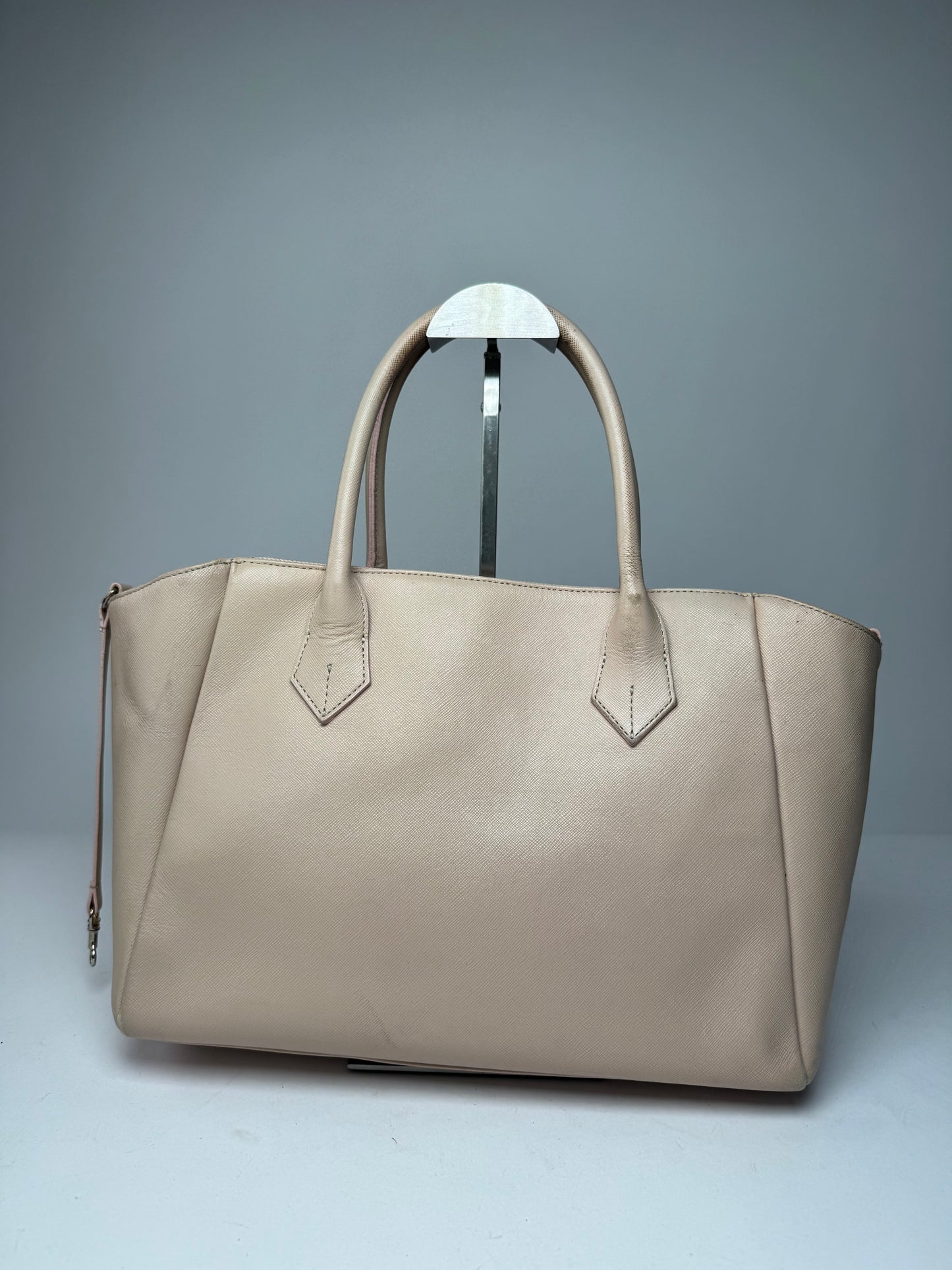 Vintage Samantha Thavas Leather Handbag Pink