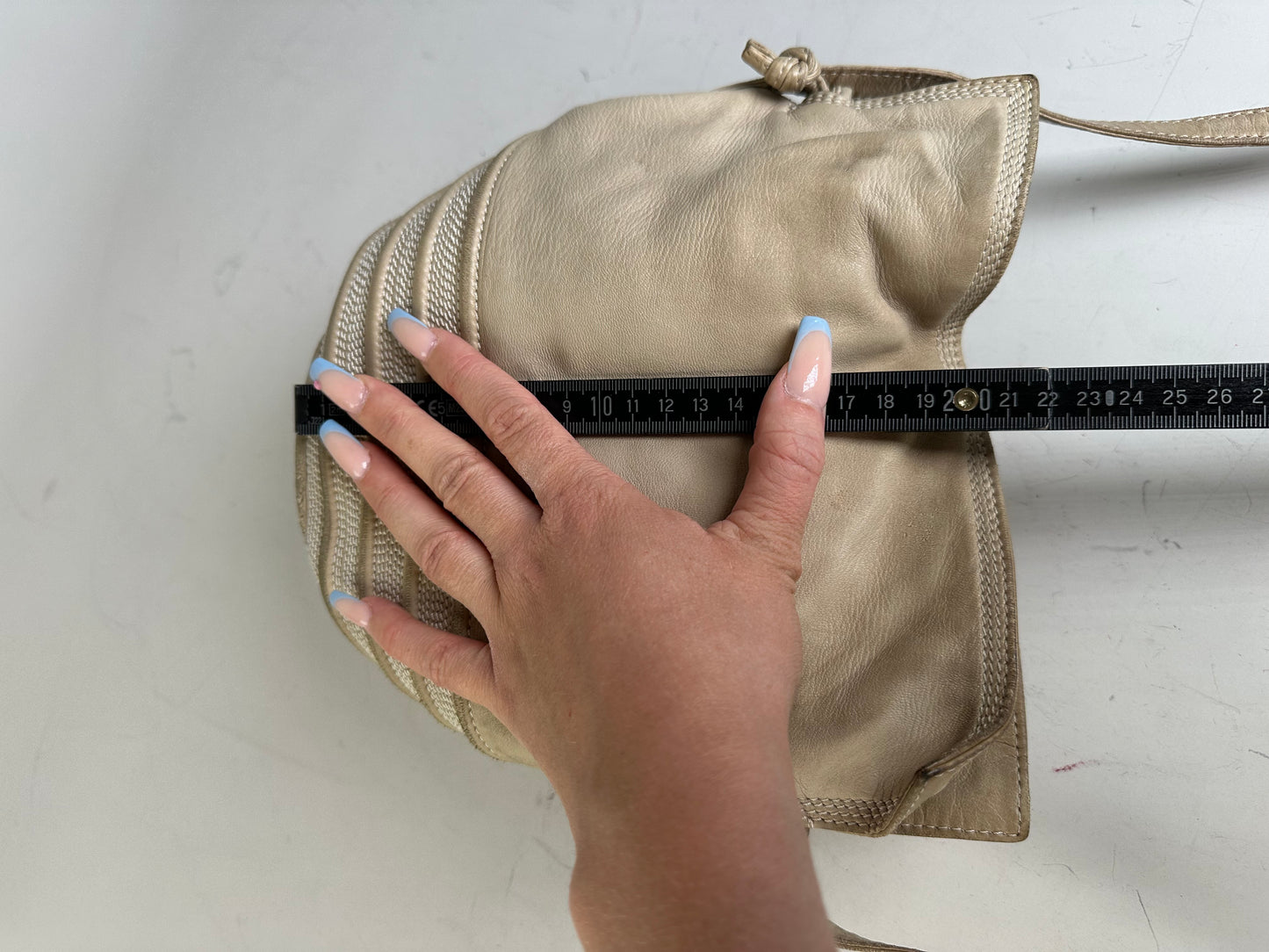 Vintage Loewe Woven Leather Shoulder Bag Cream Gold-Tone