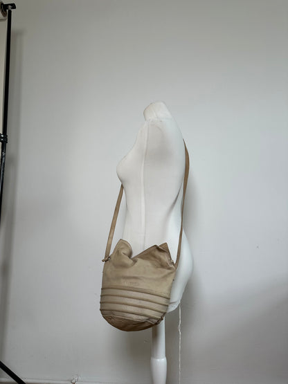 Vintage Loewe Woven Leather Shoulder Bag Cream Gold-Tone