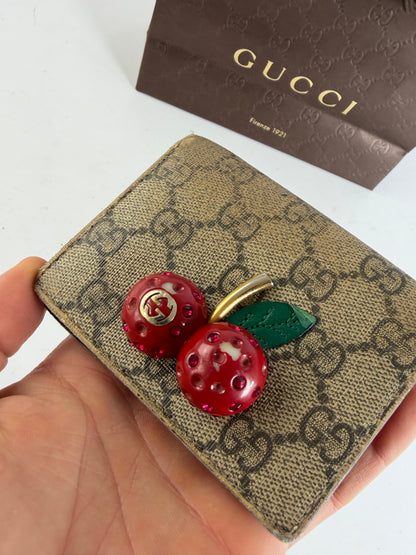 Vintage Gucci GG Supreme Canvas Bifold Wallet c. 2018 Beige Brown Red