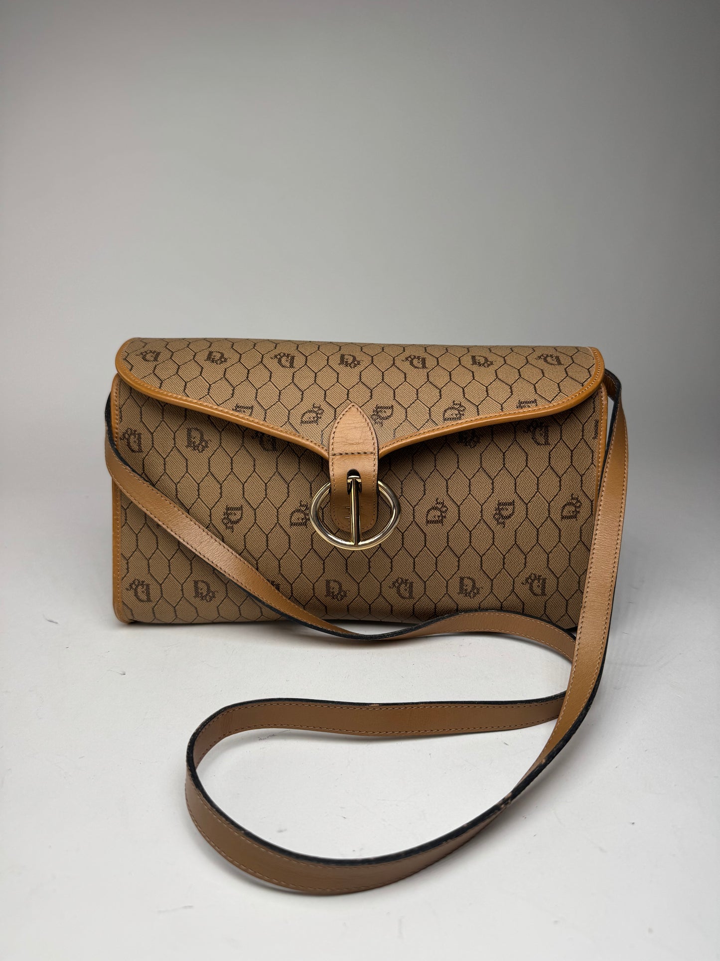Sac vintage en cuir monogramme Dior beige marron