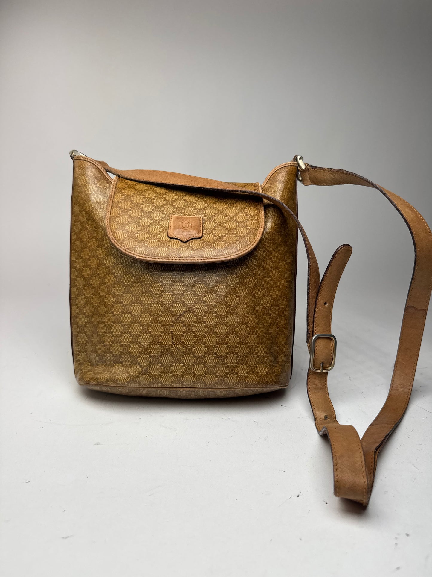 Sac vintage en cuir monogramme Céline Triomphe doré et marron