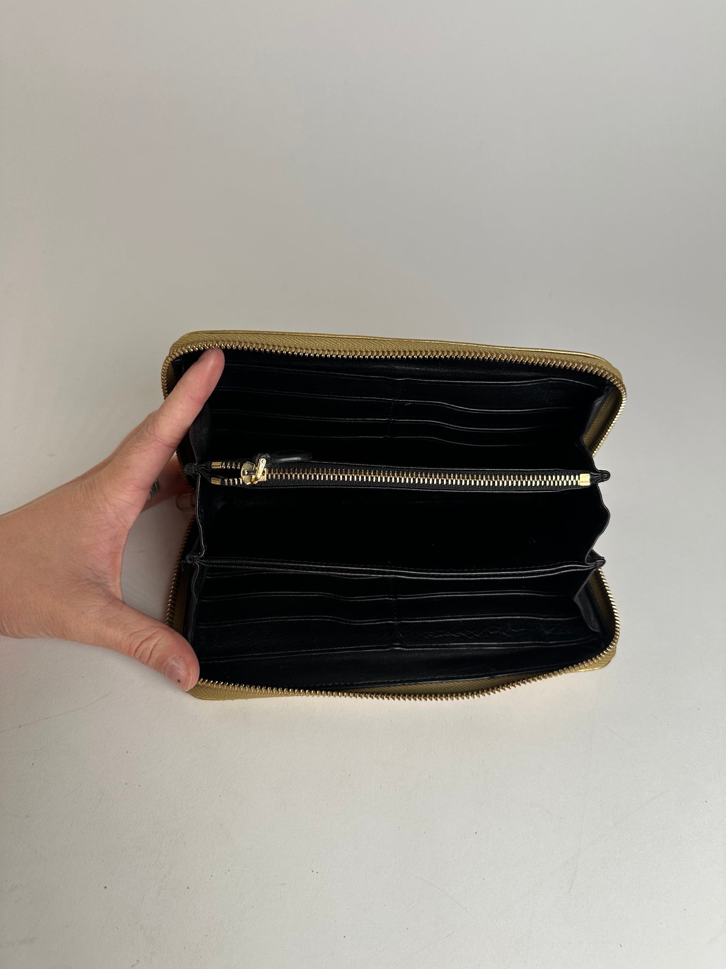 Vintage Loewe Madrid Leather Zippy Wallet Gold