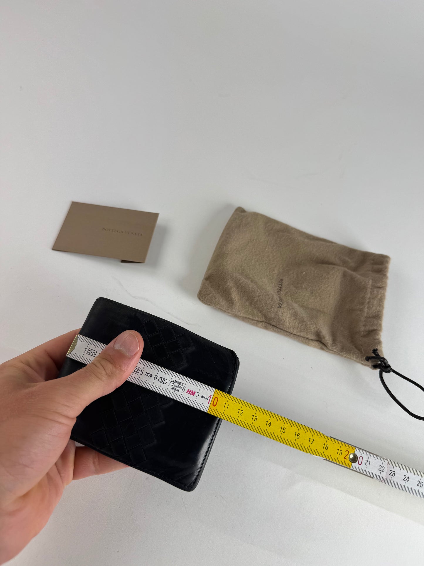 Porte-cartes pliable vintage Bottega Veneta en cuir noir