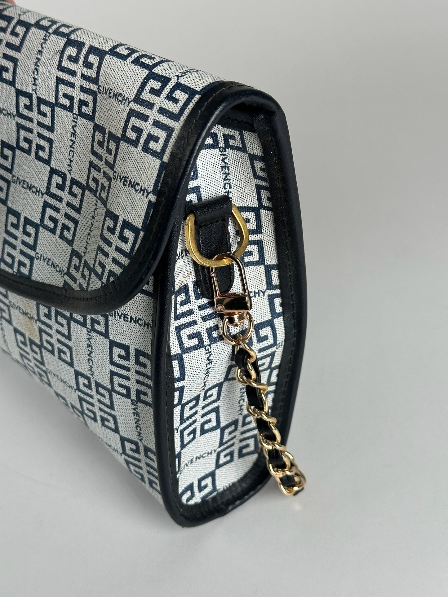 Vintage Givenchy 4G leather bag navy white