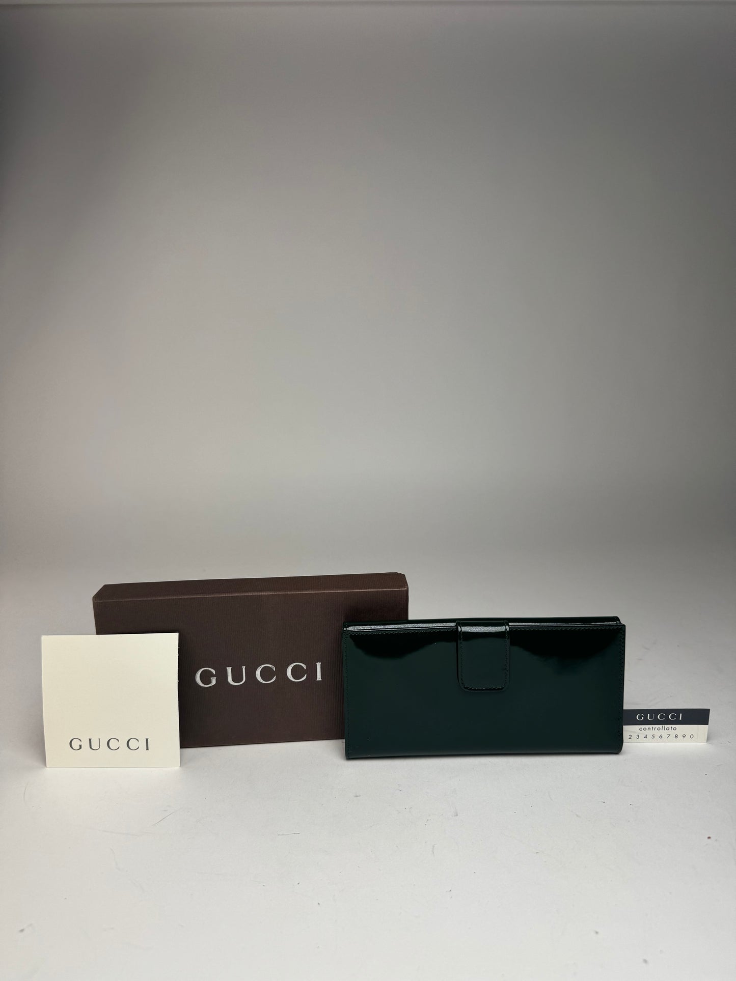 Vintage Gucci Patent Leather Wallet Green