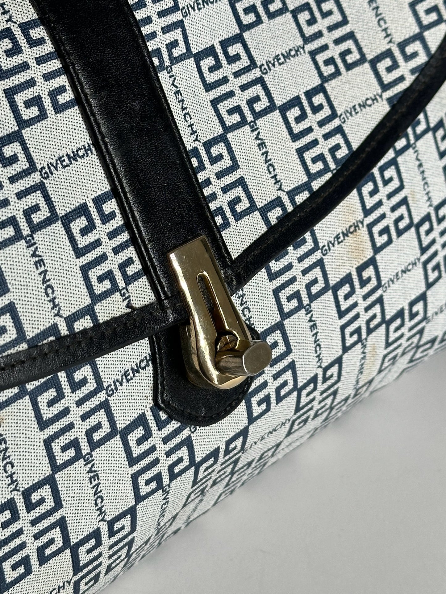 Vintage Givenchy 4G leather bag navy white