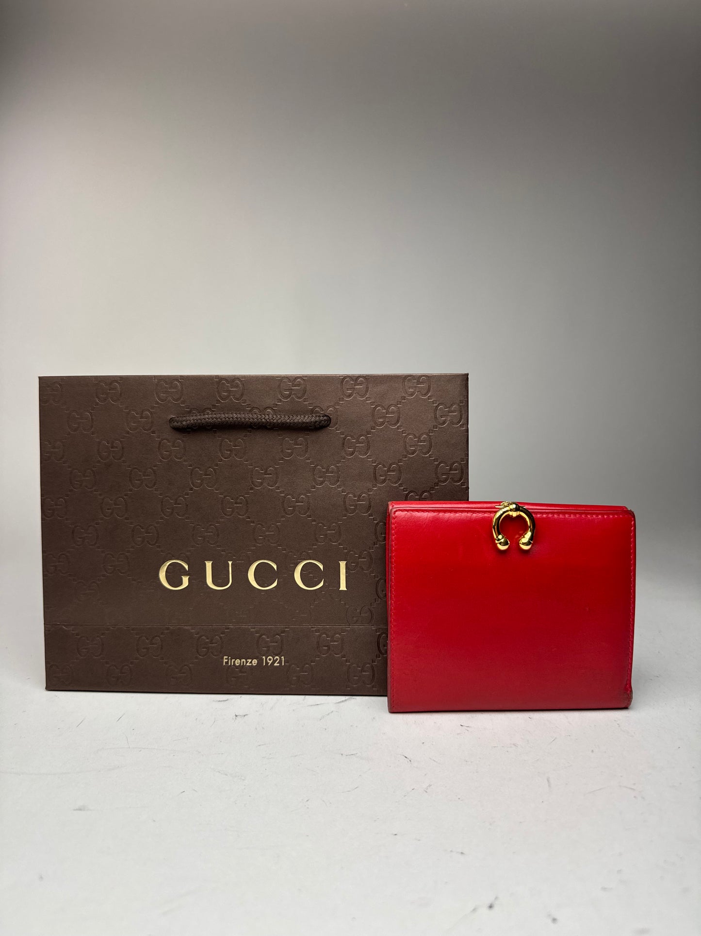 Vintage Gucci leather wallet red