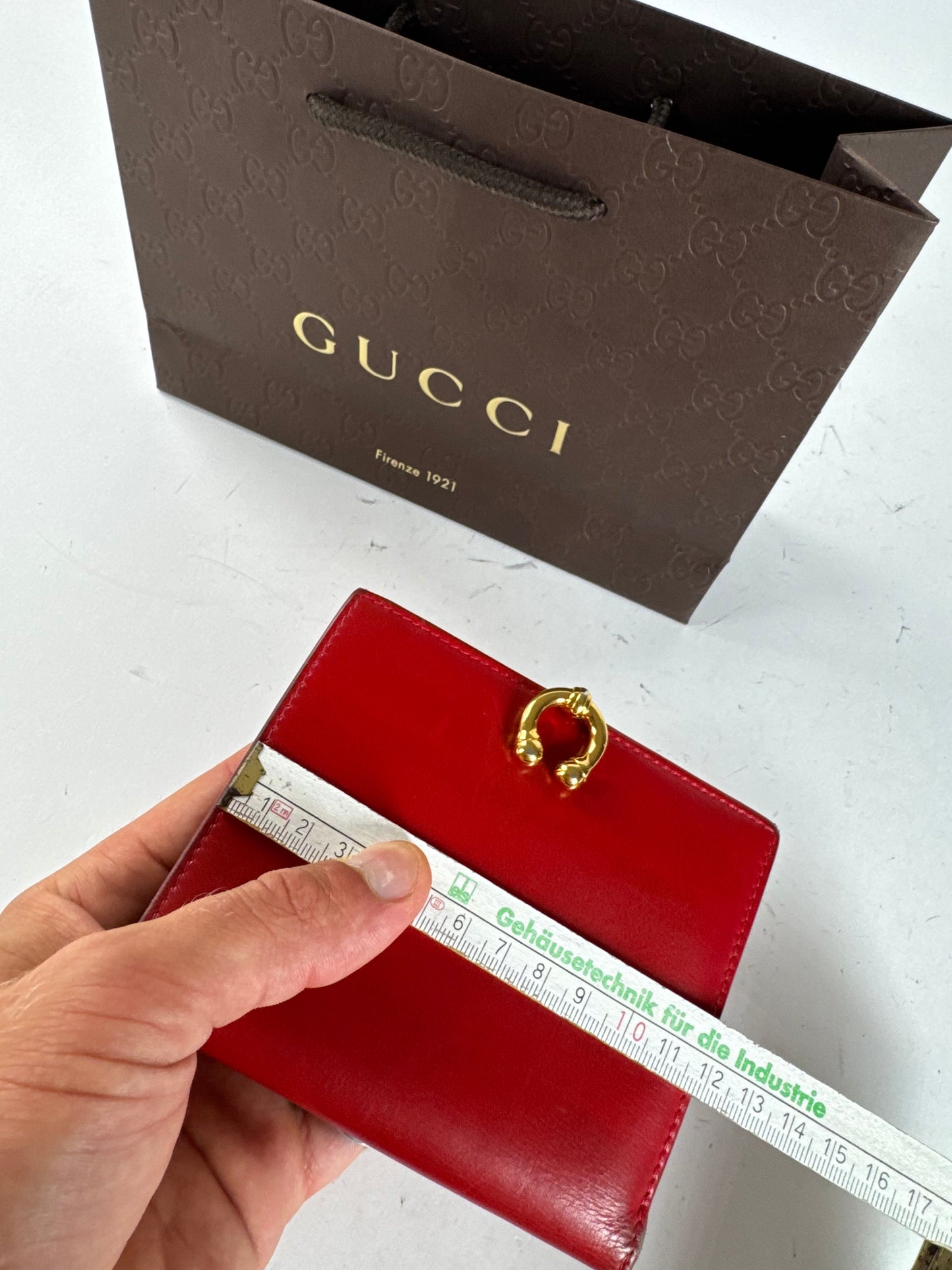 Vintage Gucci leather wallet red