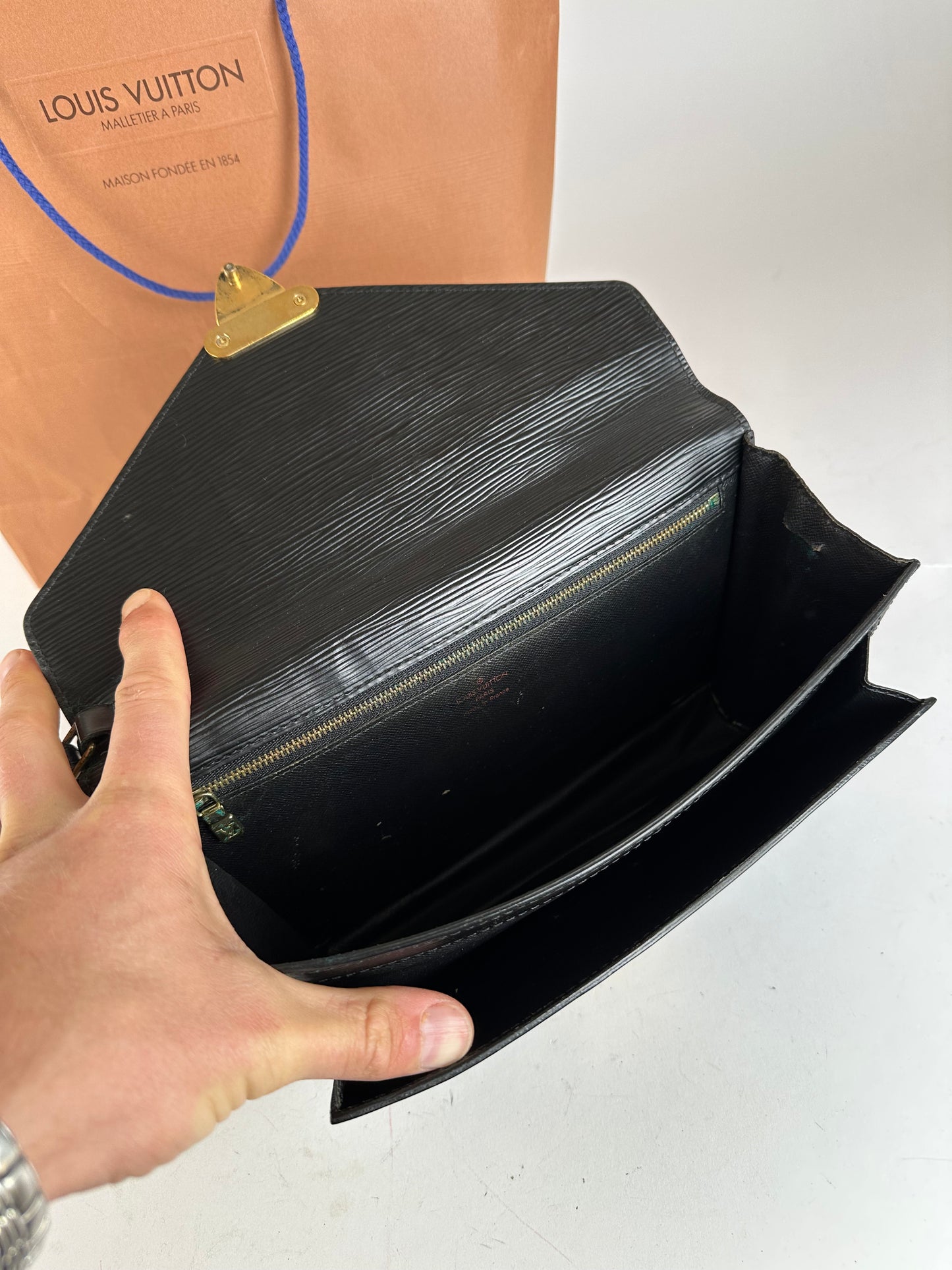 Vintage Louis Vuitton Clutch Epi Leather Black