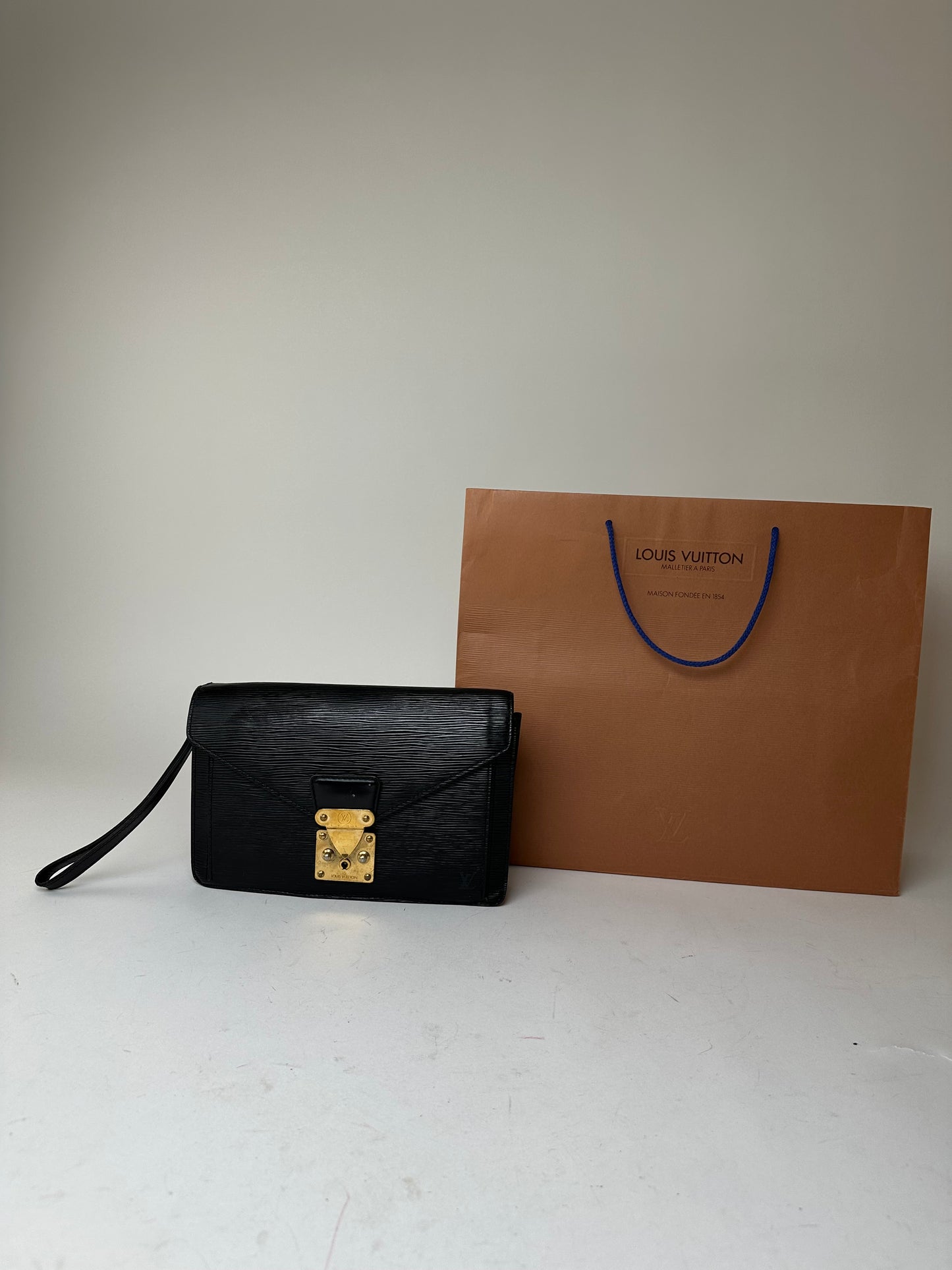 Vintage Louis Vuitton Clutch Epi Leather Black