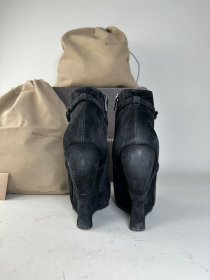 Vintage Bottega Veneta Suede Ankle Boots Black EU37