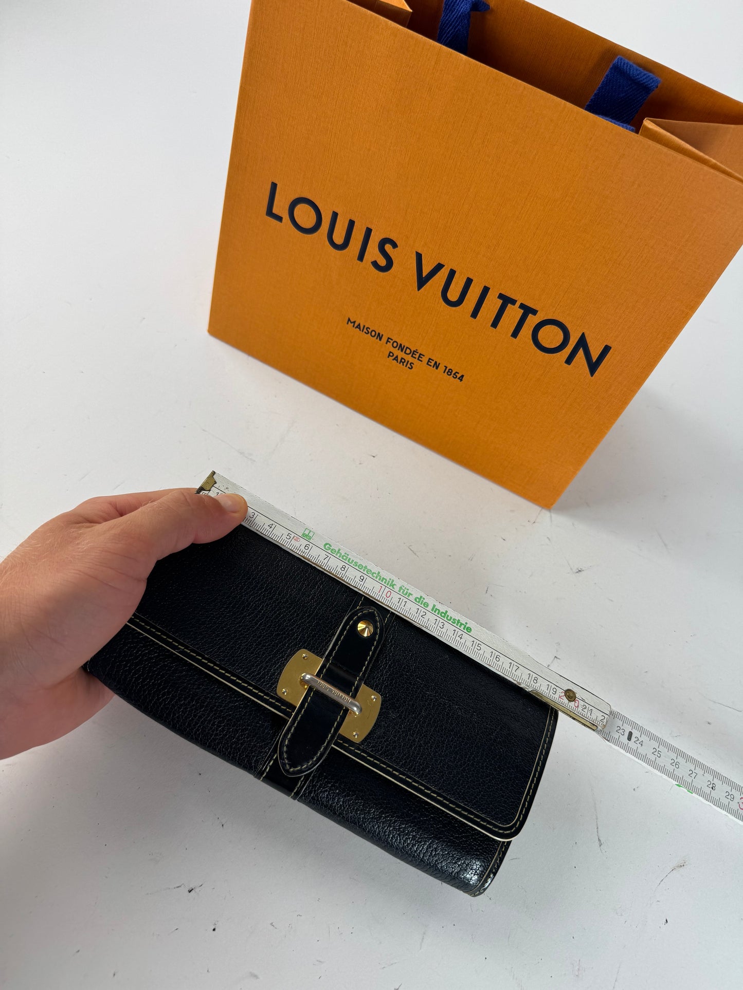 Vintage Louis Vuitton Leather wallet Black