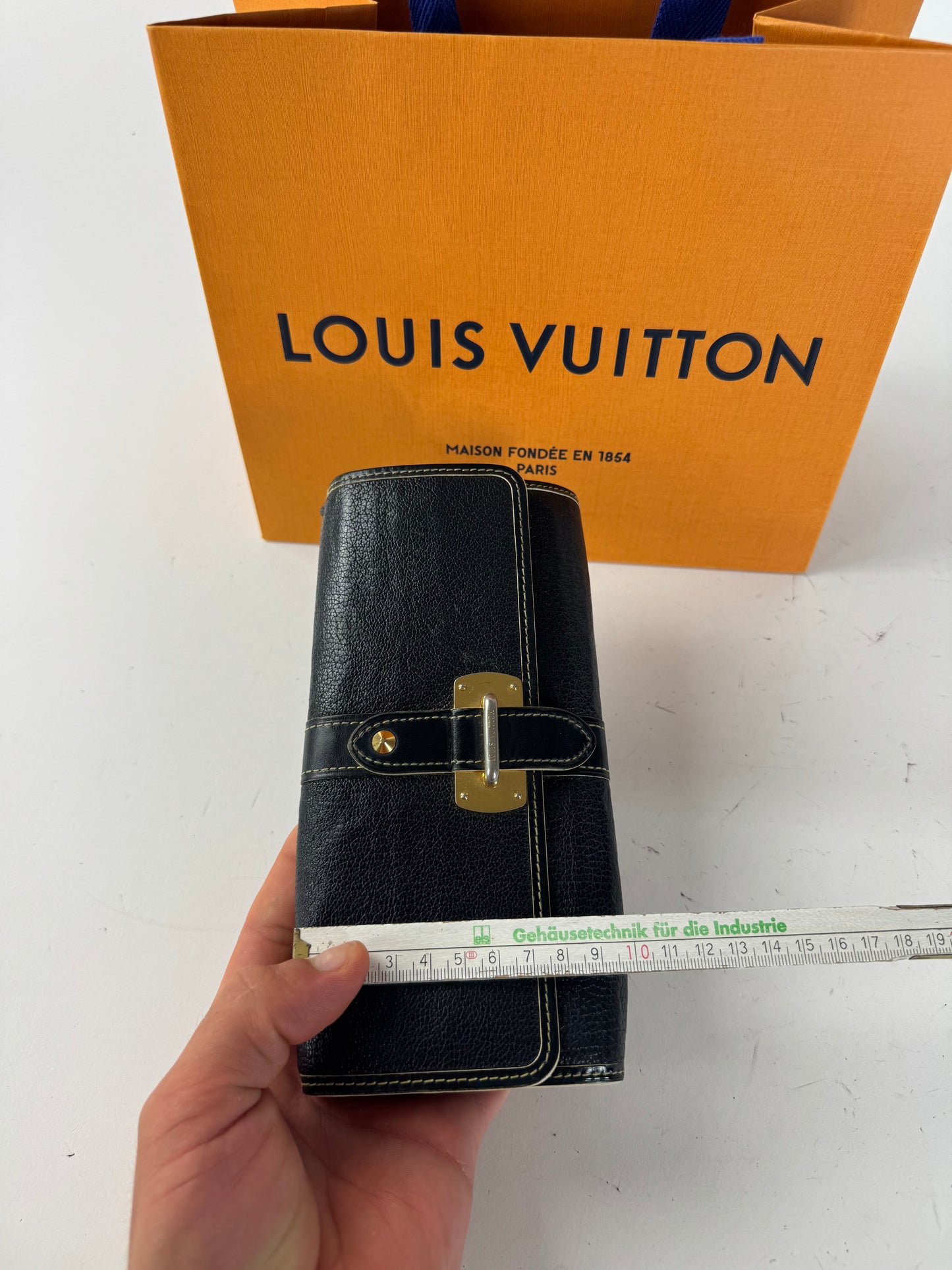 Vintage Louis Vuitton Leather wallet Black