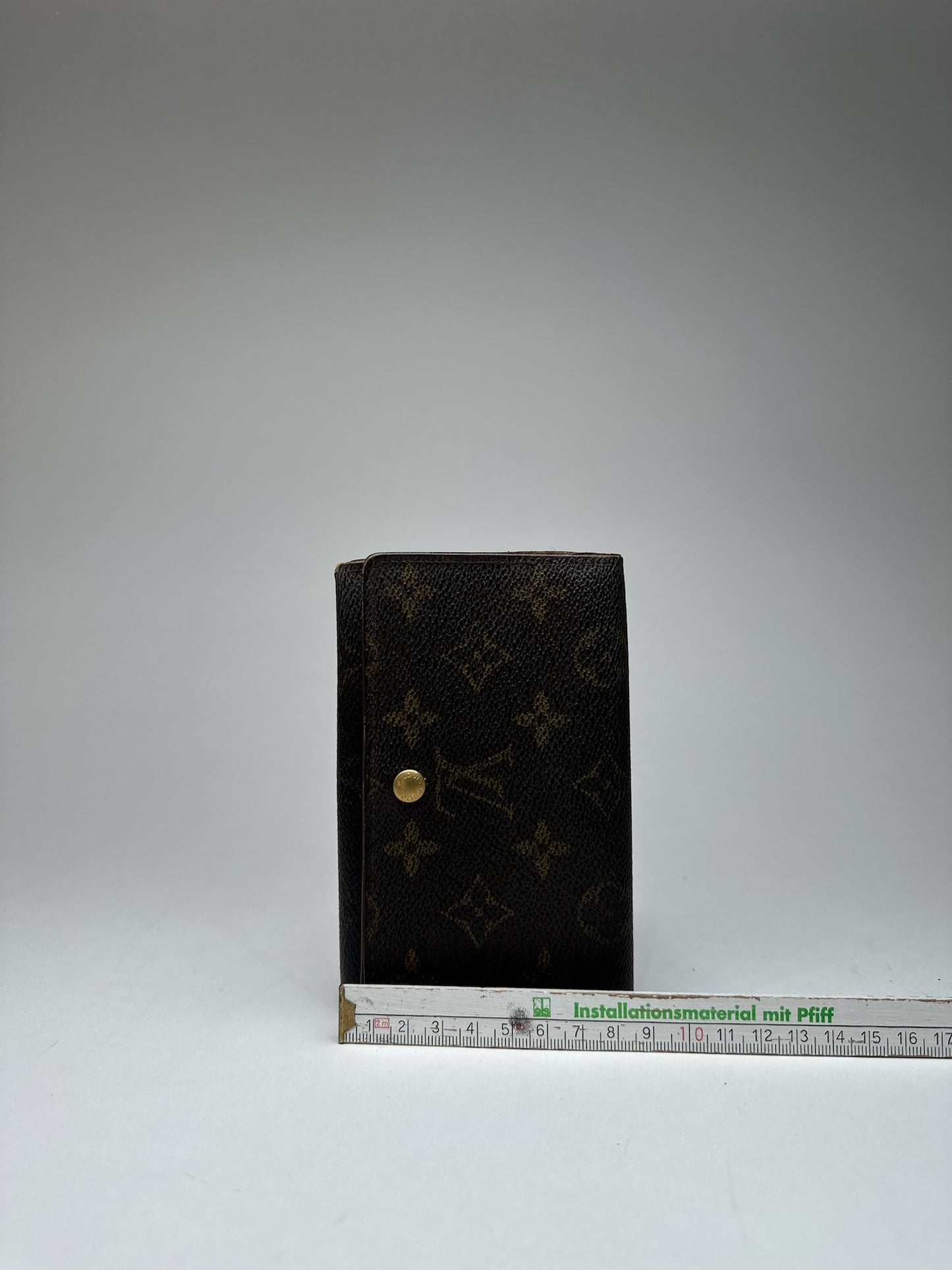 Vintage Louis Vuitton Leather monogram Wallet brown