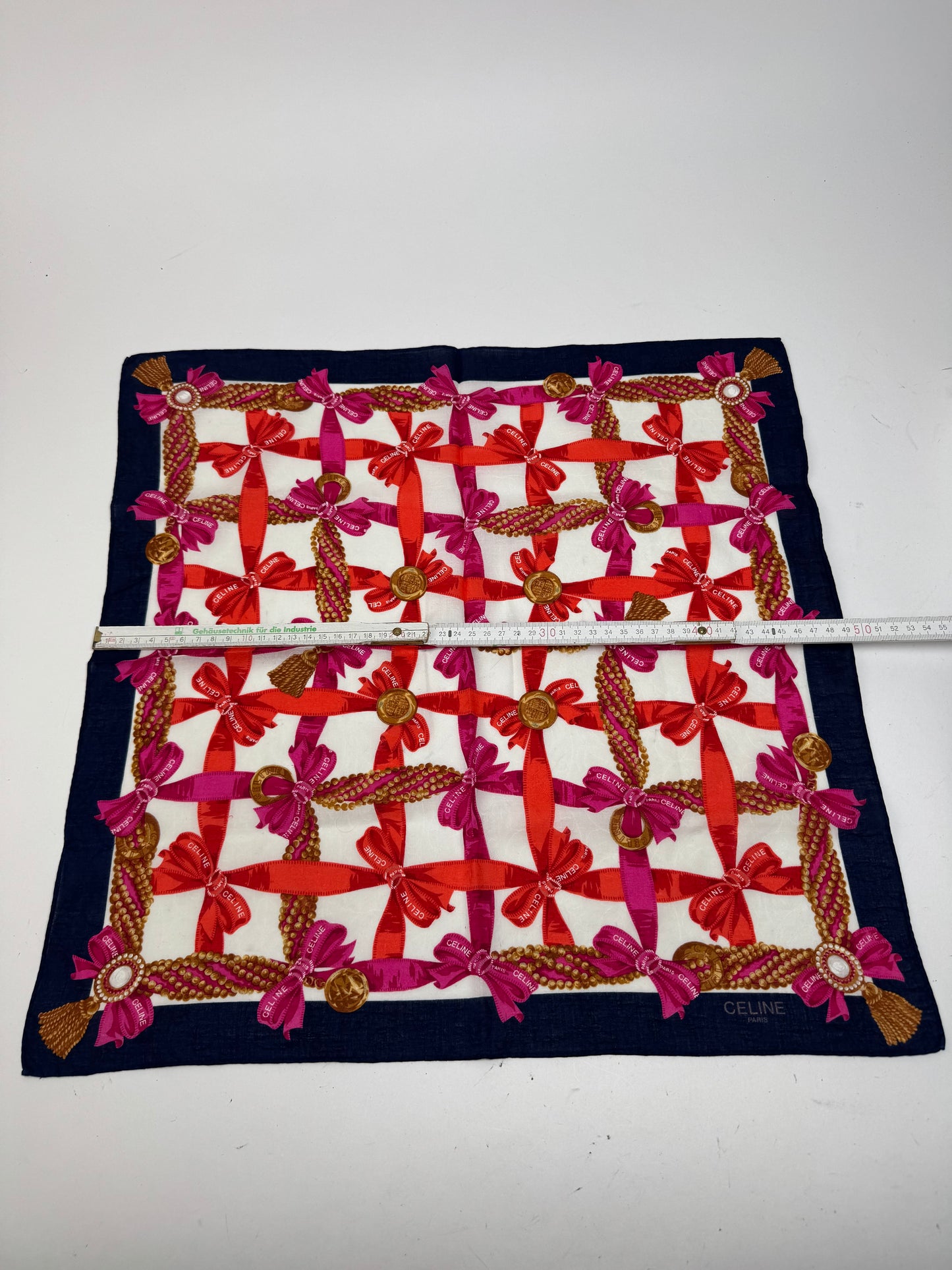 Foulard Céline vintage blanc rouge noir or