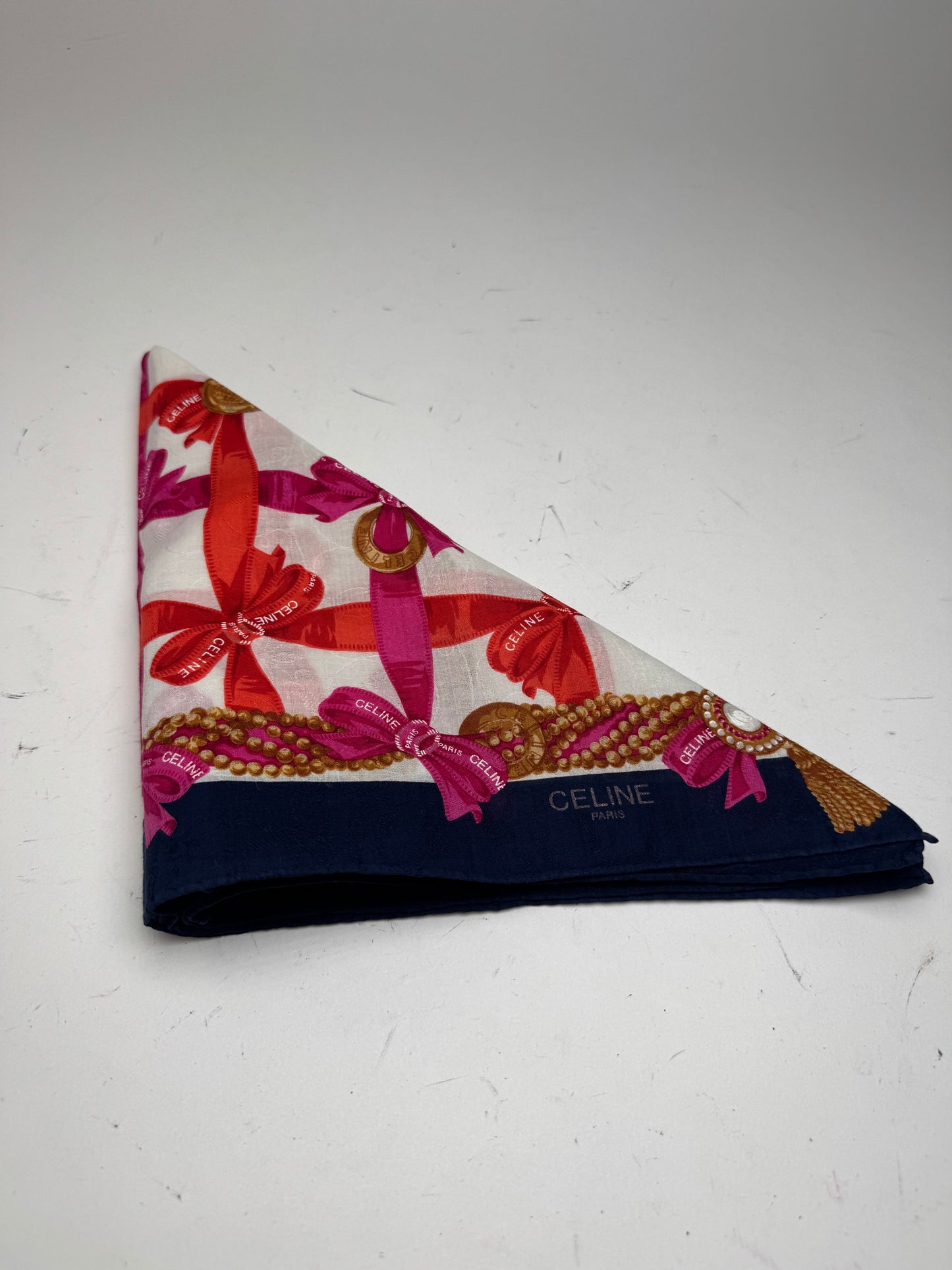 Foulard Céline vintage blanc rouge noir or