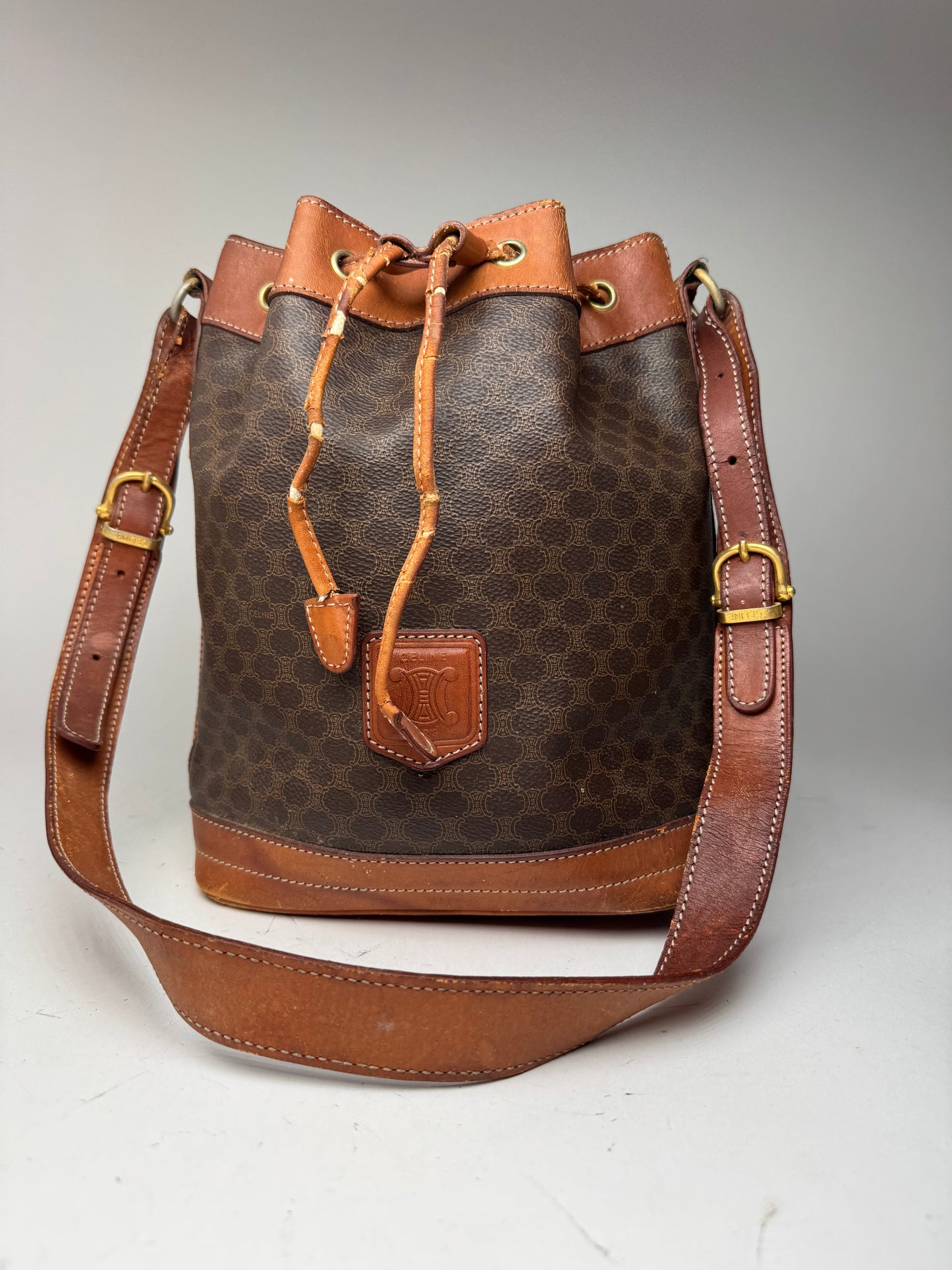 Sac Céline vintage en cuir monogrammé SAC Seau marron