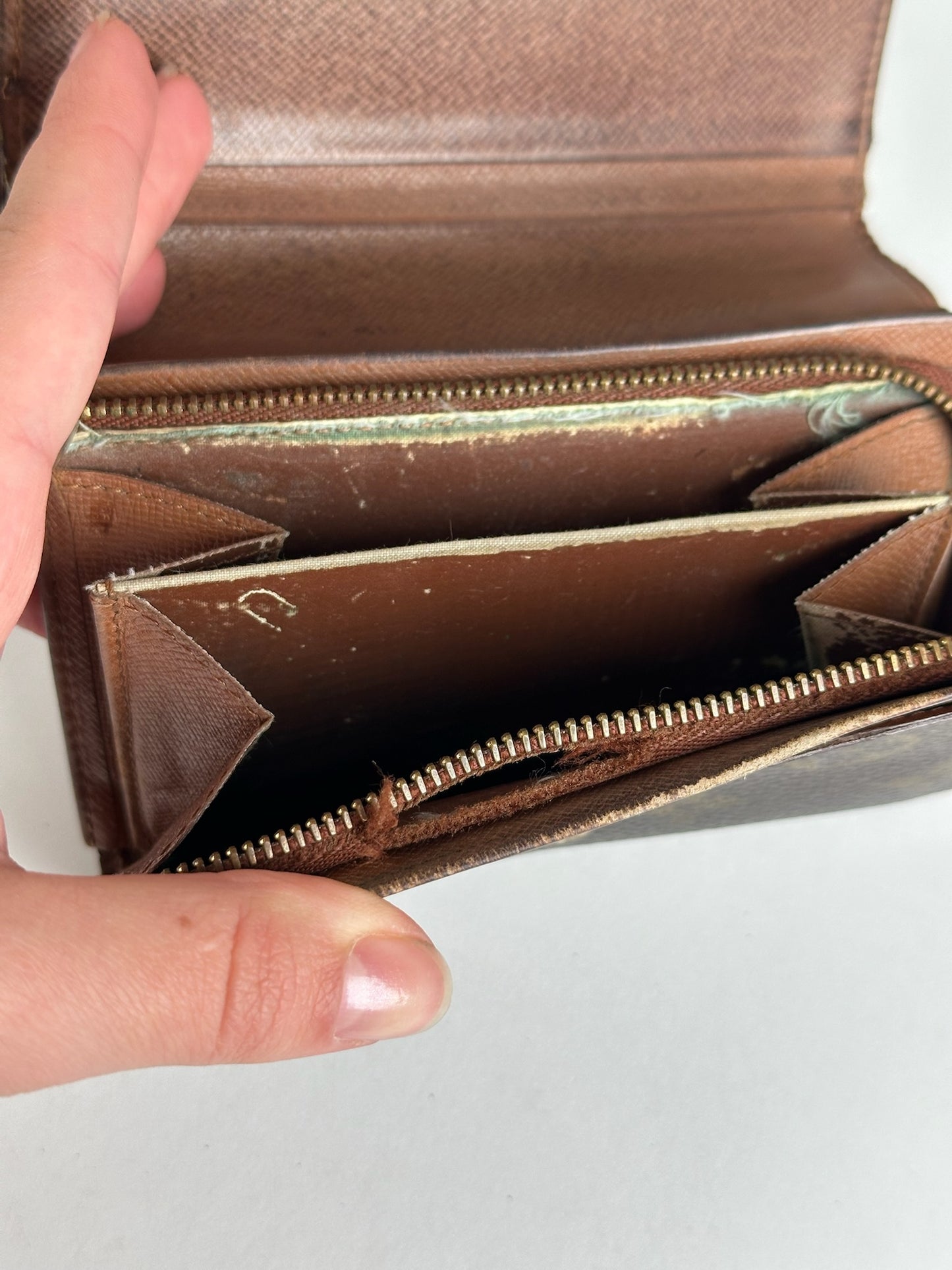 Vintage Louis Vuitton Leather monogram Wallet brown