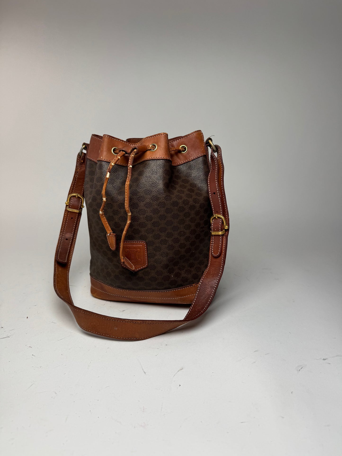 Sac Céline vintage en cuir monogrammé SAC Seau marron