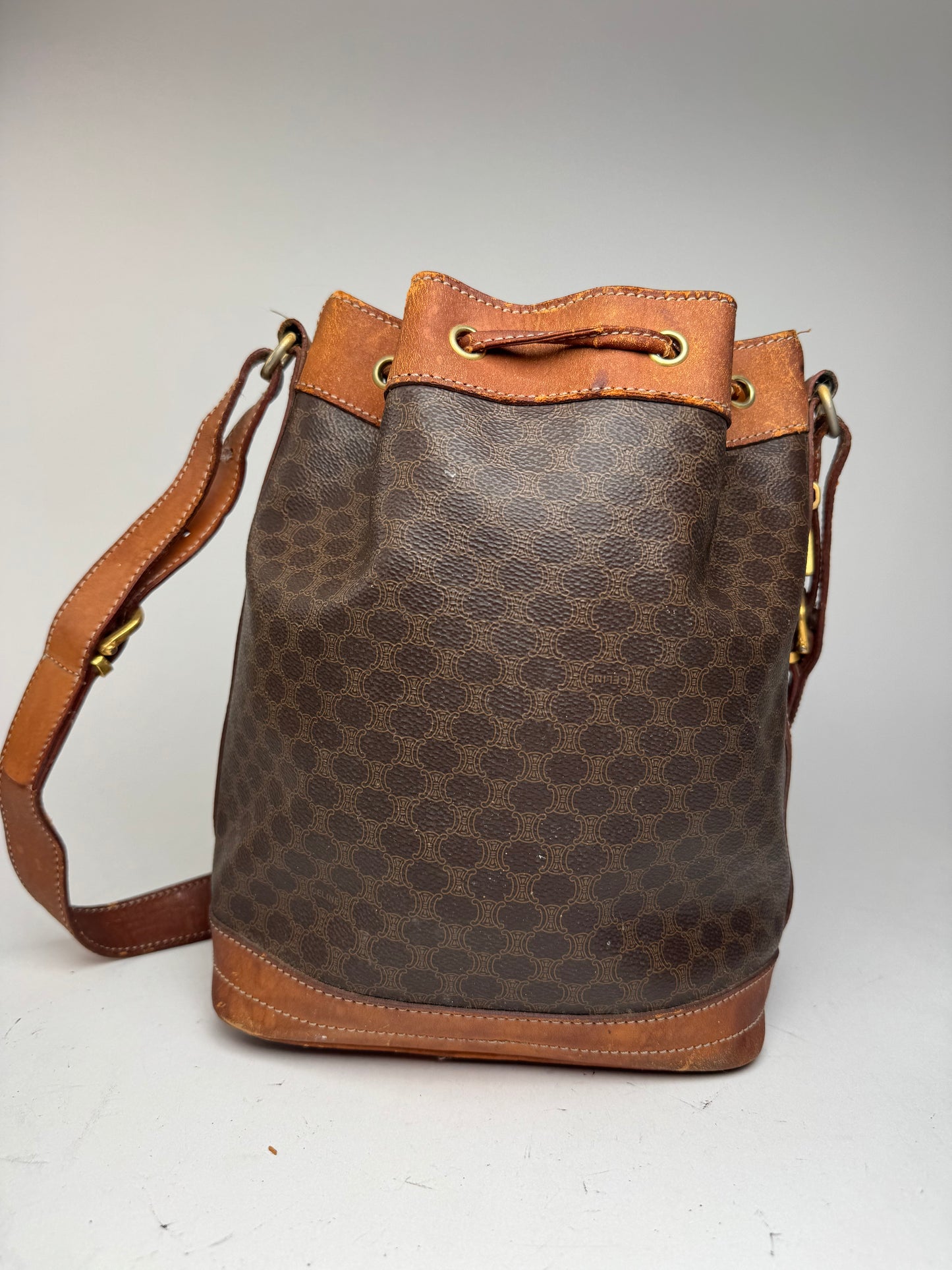 Sac Céline vintage en cuir monogrammé SAC Seau marron
