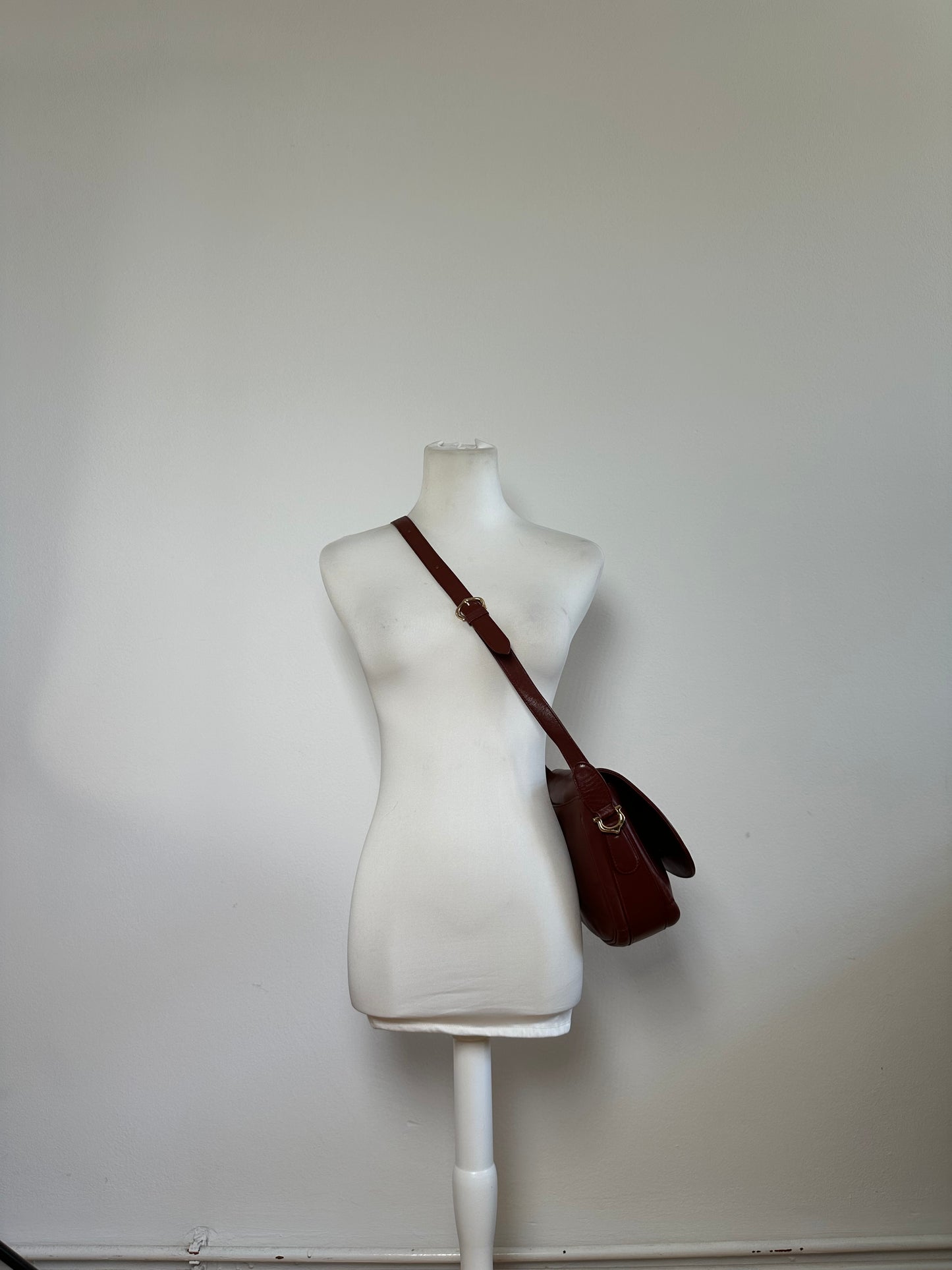 Vintage Cartier Leather Shoulder Bag Burgundy Gold