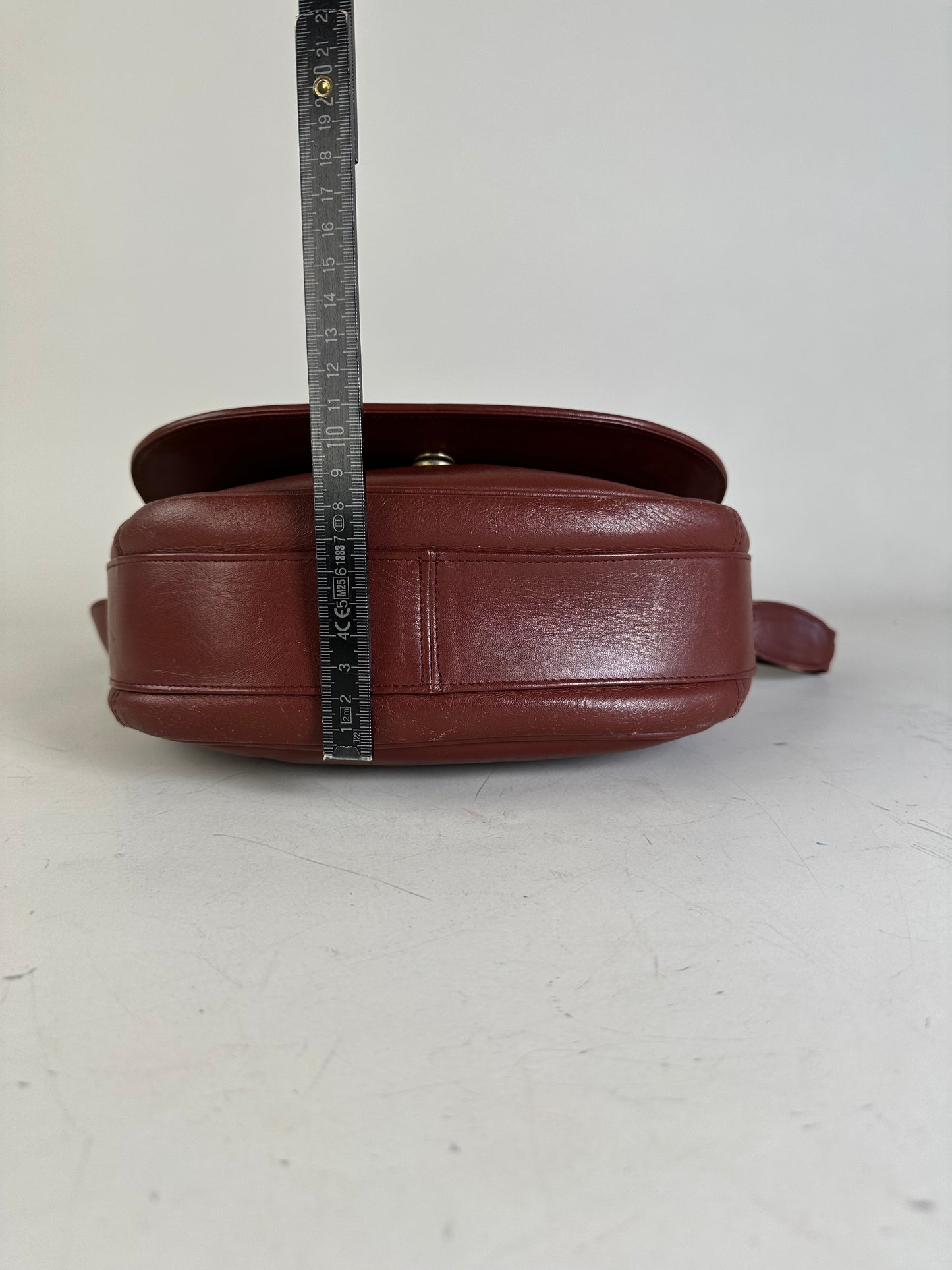 Vintage Cartier Leather Shoulder Bag Burgundy Gold
