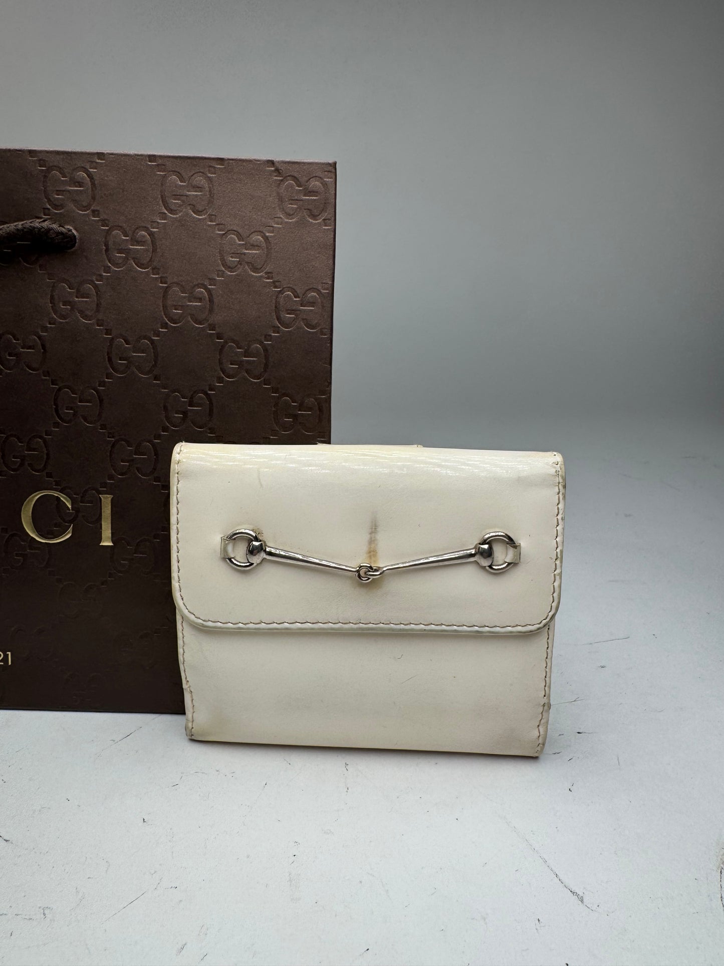 Vintage Gucci Patent Leather wallet white