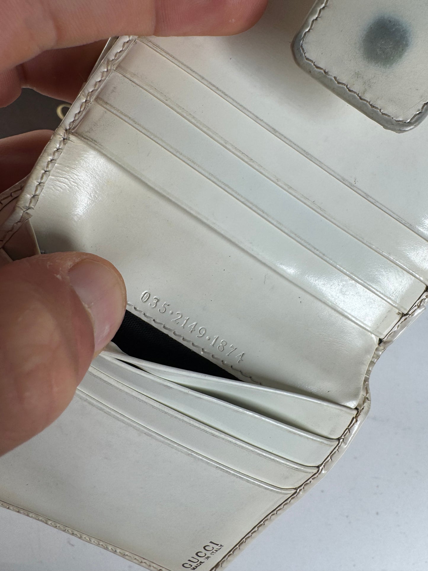 Vintage Gucci Patent Leather wallet white