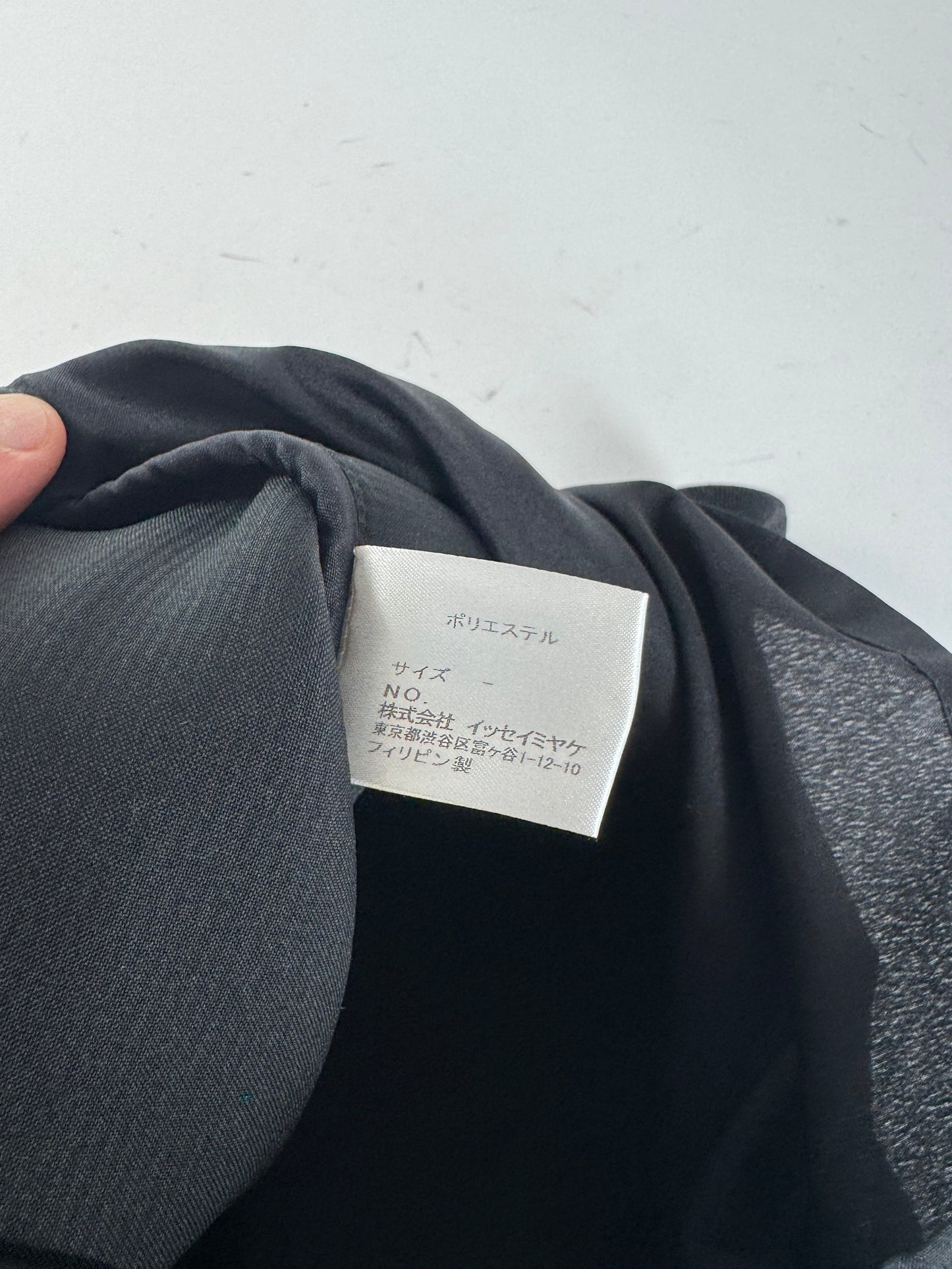 Sac fourre-tout vintage Issey Miyake noir