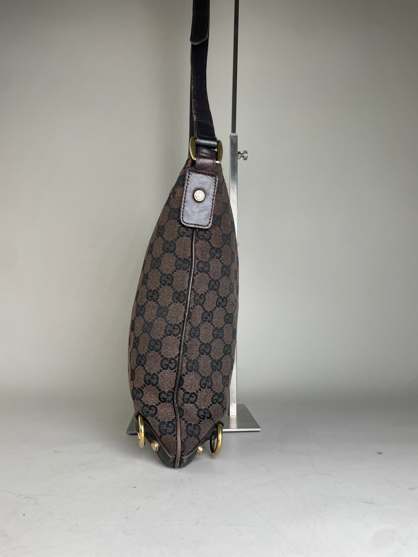 Vintage Gucci GG Supreme Shoulder Bag Beige Brown Gold