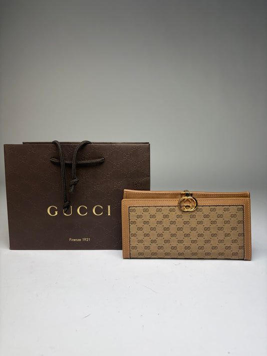 Vintage Gucci GG Supreme Bifold Wallet c. 2010 Beige Brown