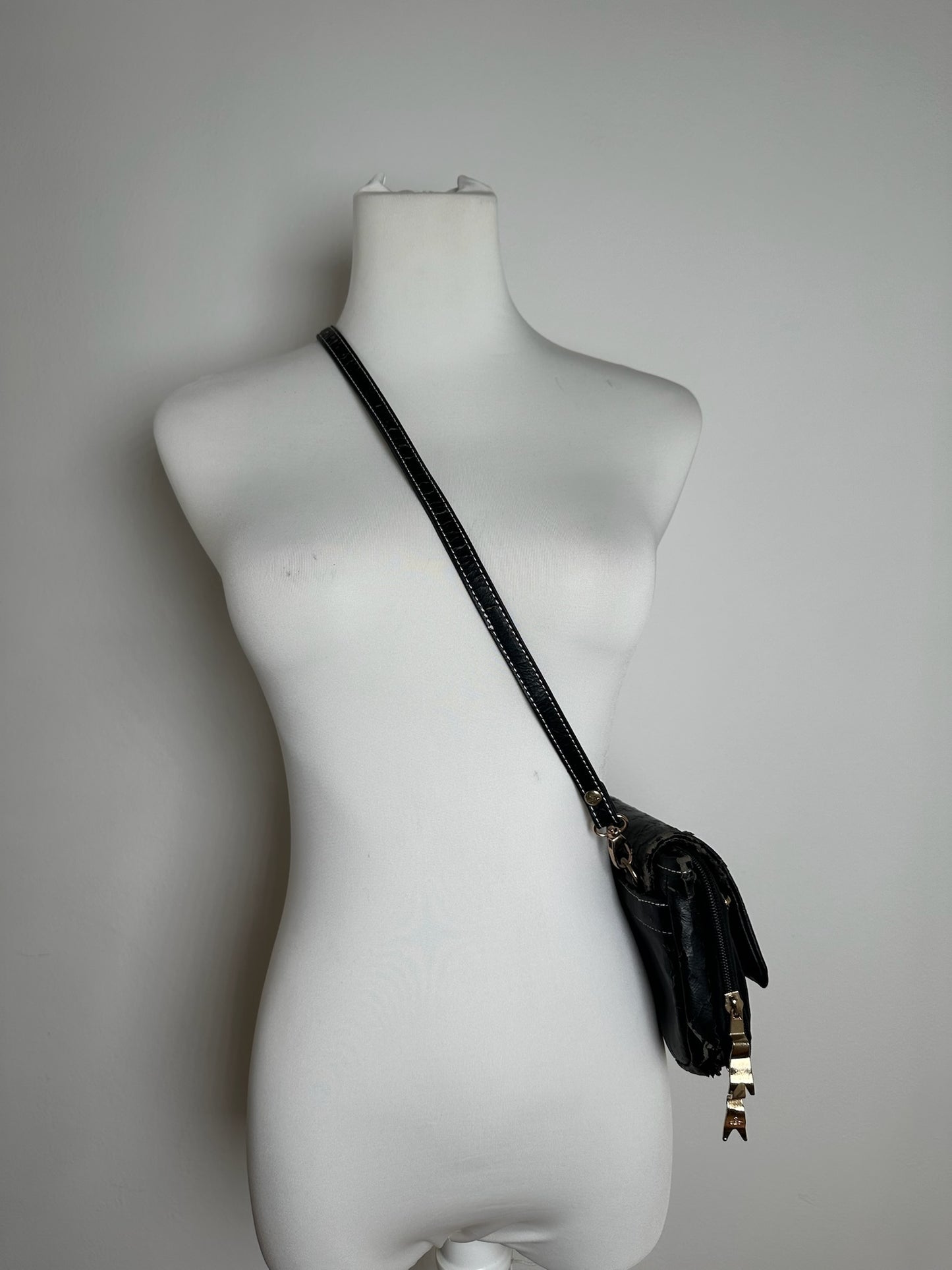 Sac vintage en cuir noir Vivienne Westwood