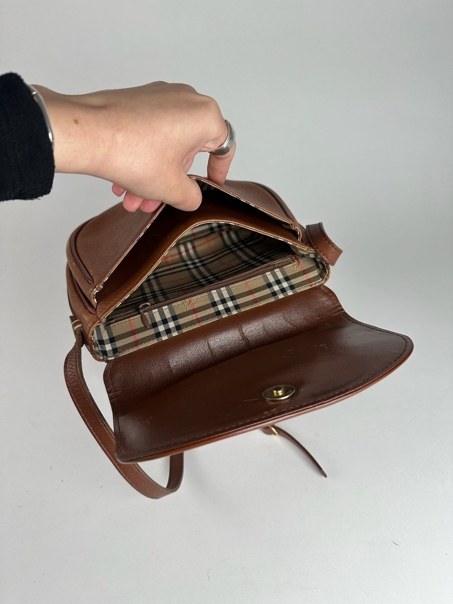 Sac bandoulière vintage Burberry en cuir marron