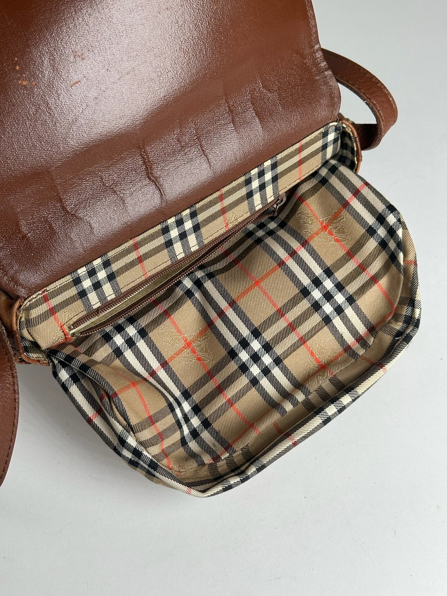 Sac bandoulière vintage Burberry en cuir marron