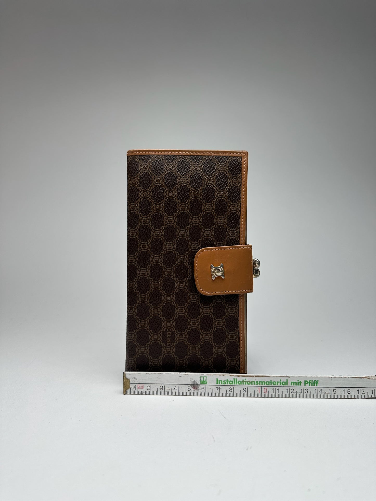 Portefeuille vintage en cuir monogramme Céline Paris marron