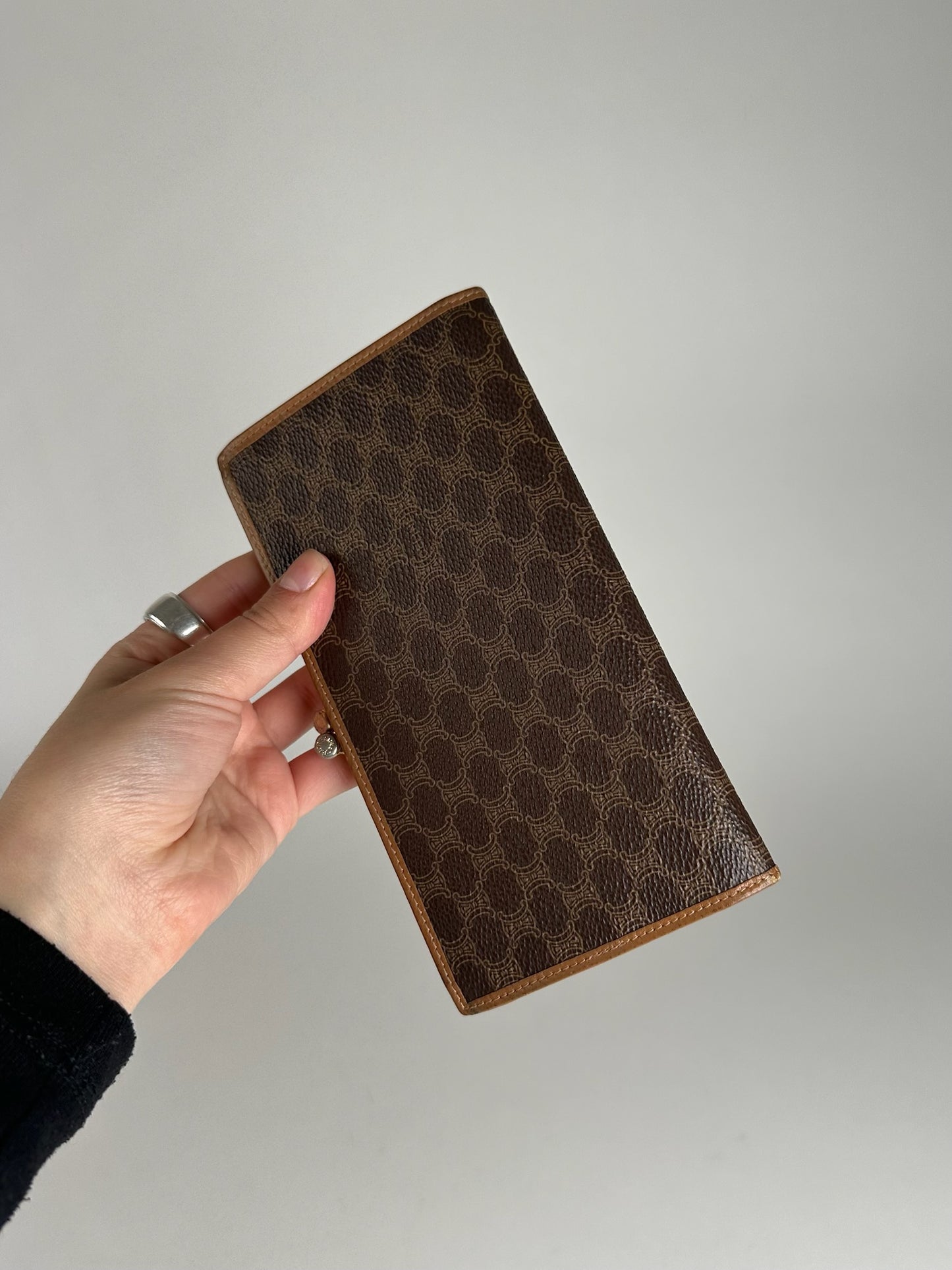 Portefeuille vintage en cuir monogramme Céline Paris marron