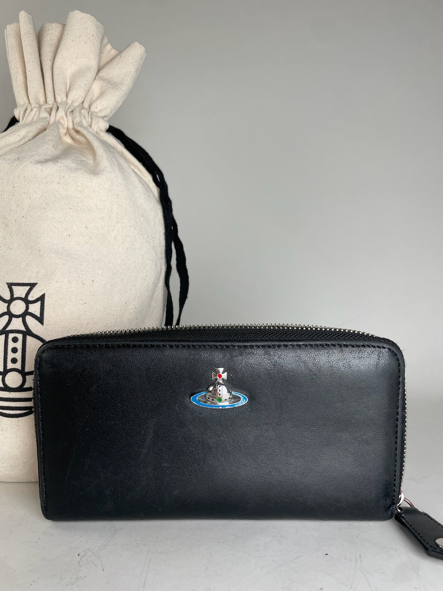 Vintage Vivienne Westwood Leather Zip Wallet Black Silver