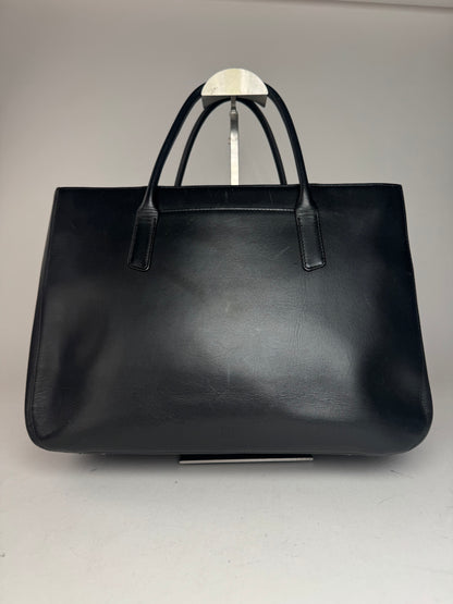Sac vintage en cuir noir Issey Miyake